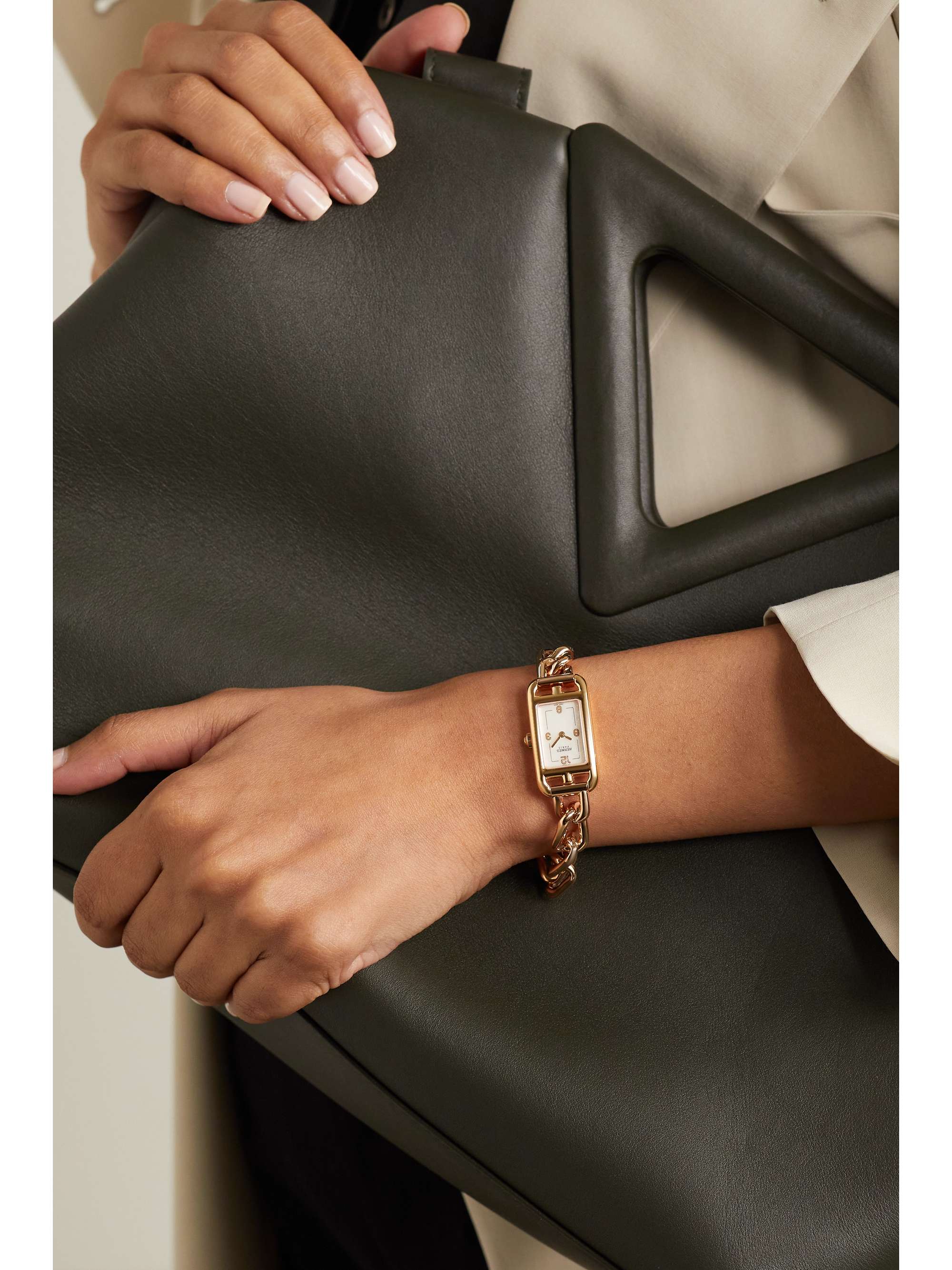 HERMÈS TIMEPIECES Nantucket 17 mm sehr kleine Uhr aus 18 Karat Roségold mit Perlmutt