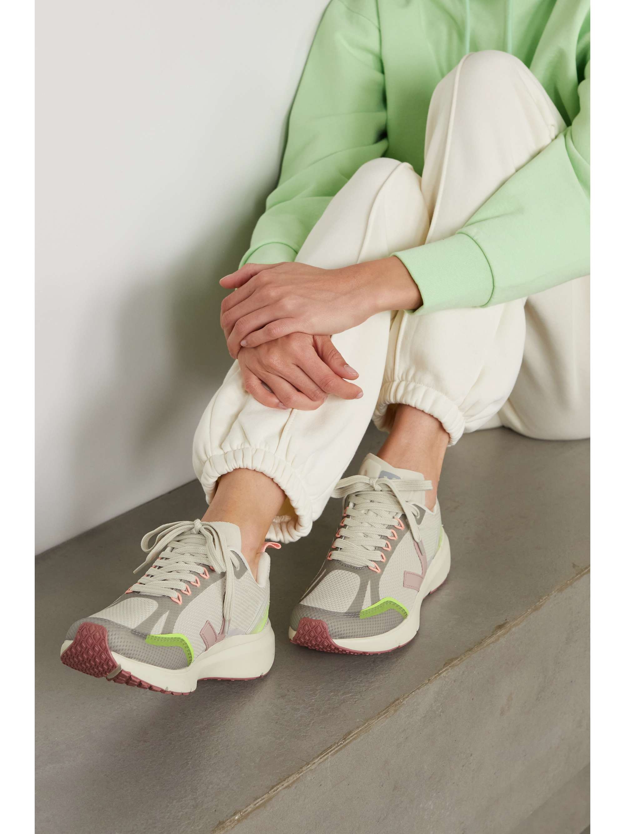 VEJA Condor 2 Alveomesh sneakers