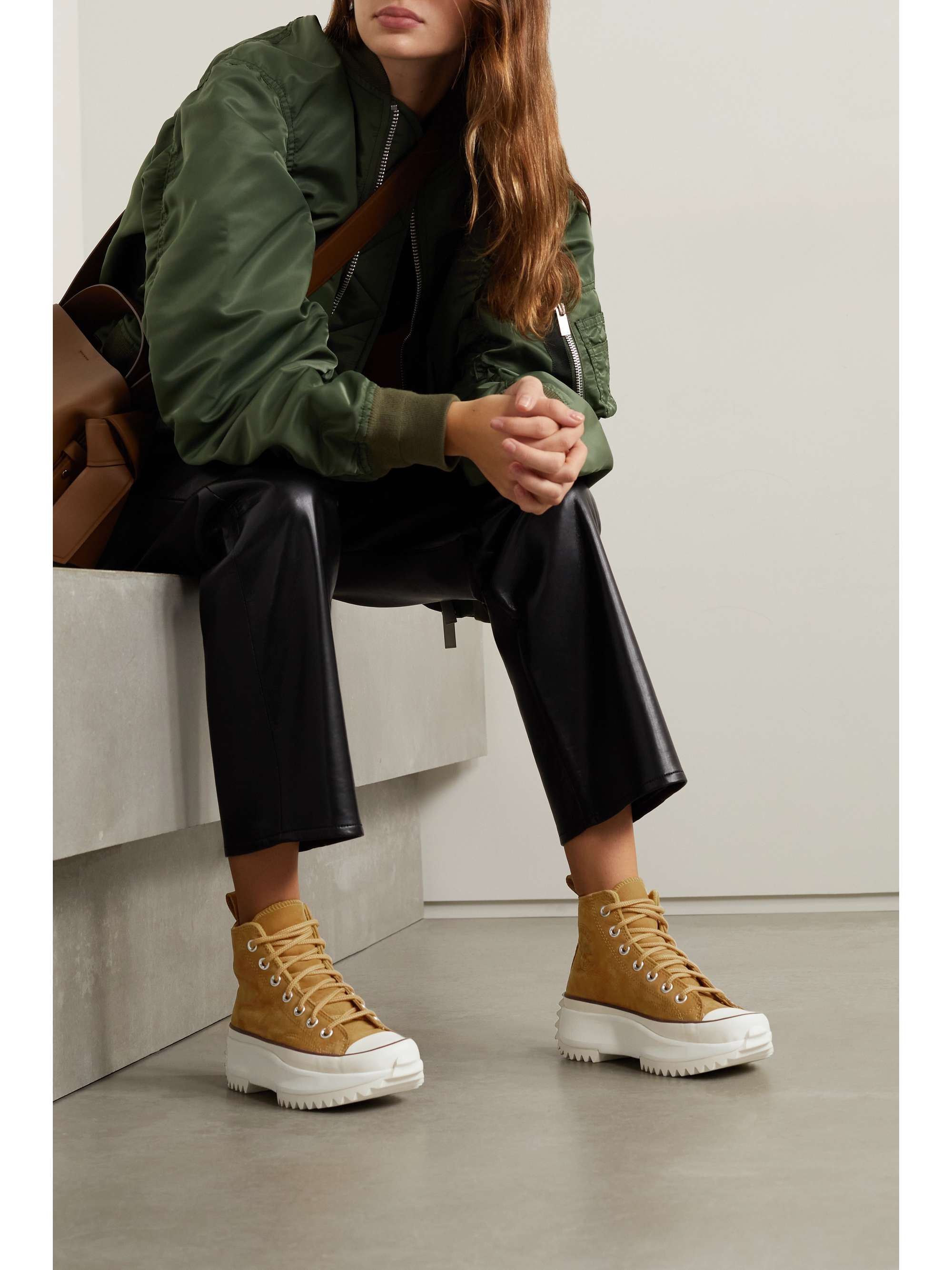 converse run high top