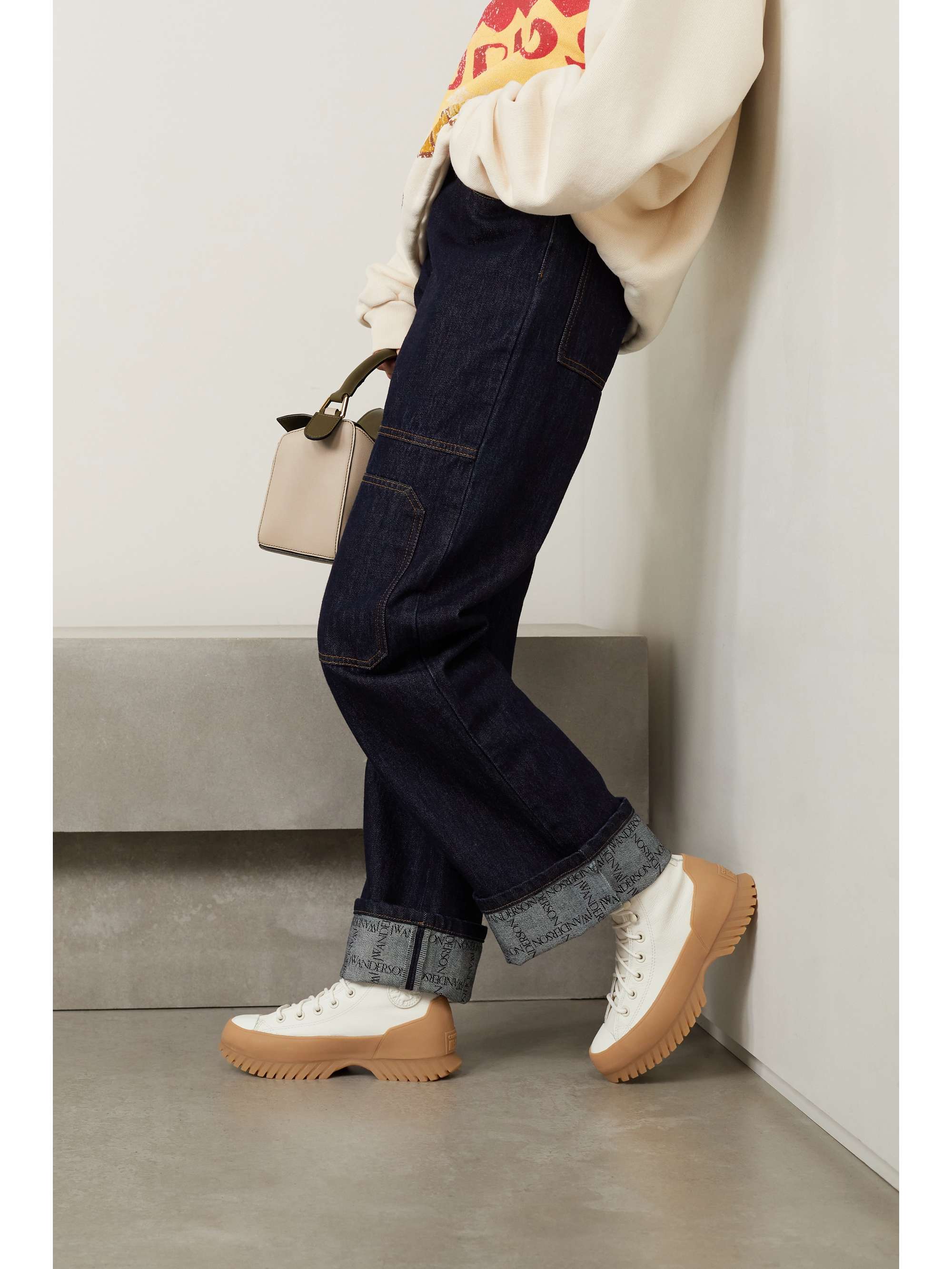 winter converse leather