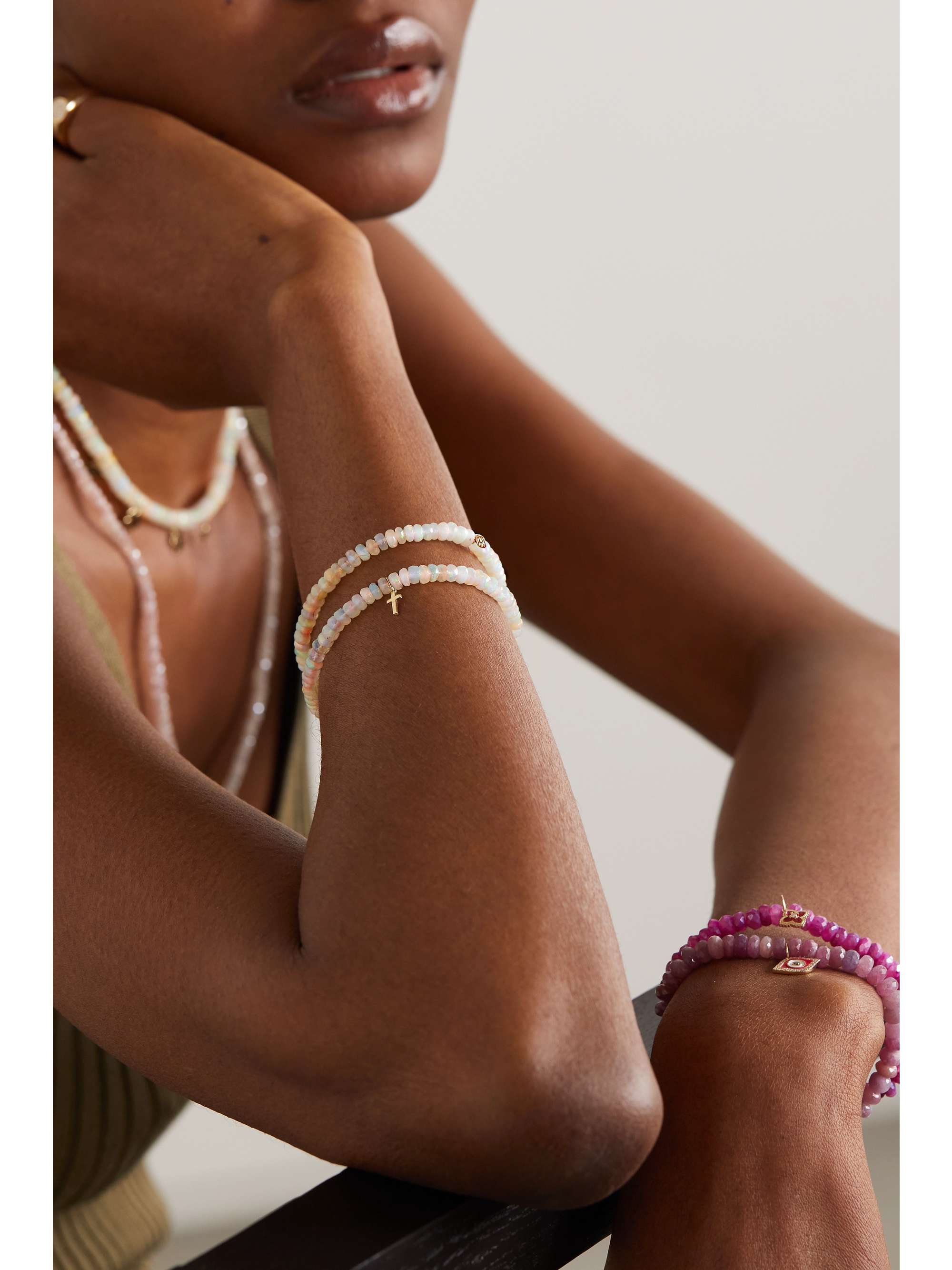 SYDNEY EVAN Tiny Monstera Leaf 14-karat gold multi-stone bracelet