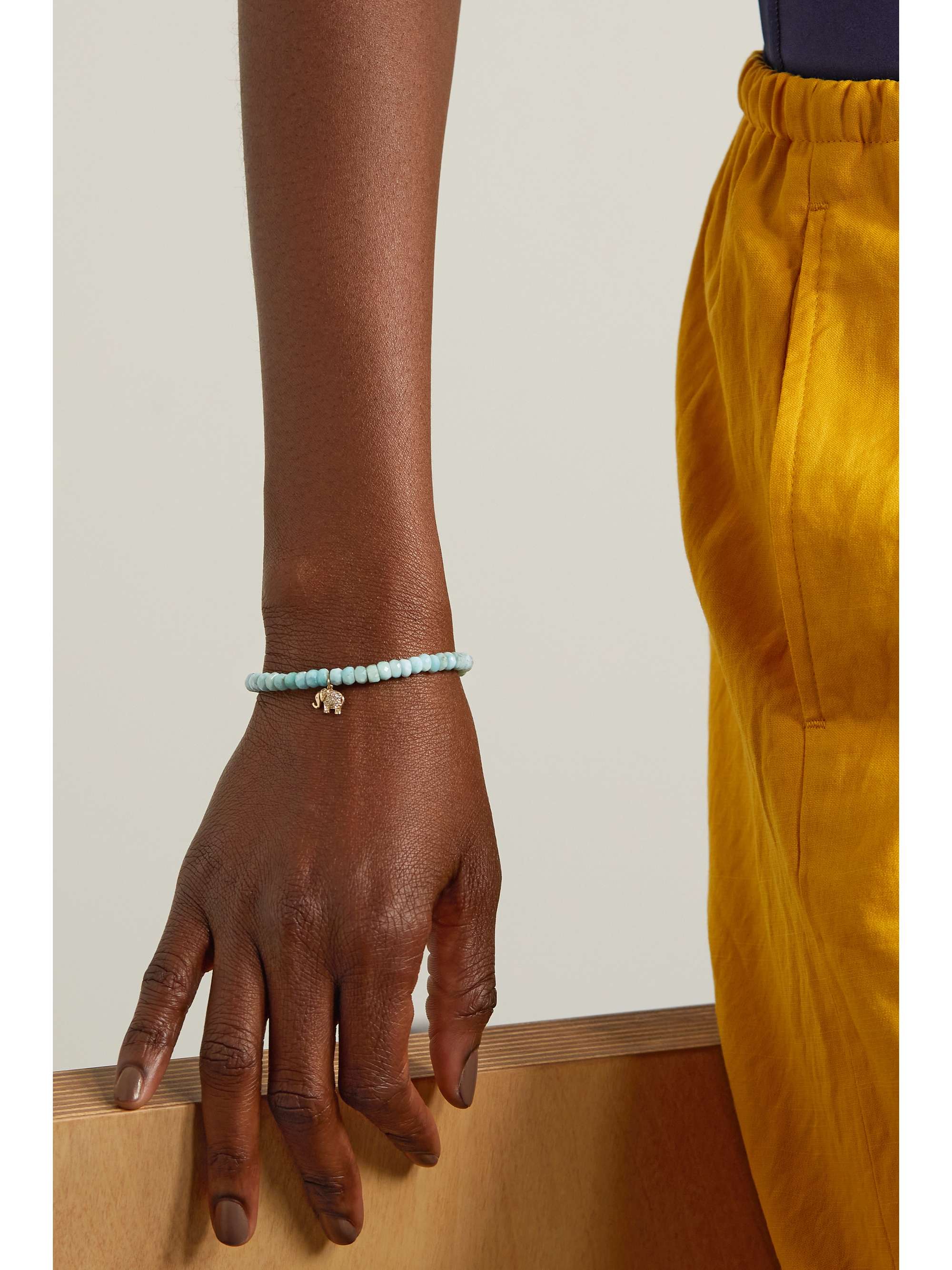 SYDNEY EVAN Mini Peace Sign 14-karat gold, diamond and bead bracelet