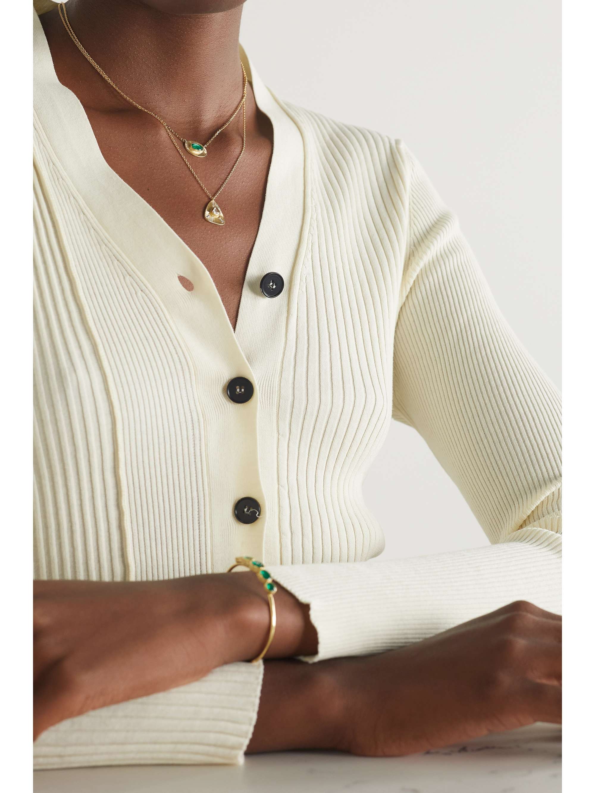 BROOKE GREGSON Ellipse Kette aus 18 Karat Gold mit Smaragd