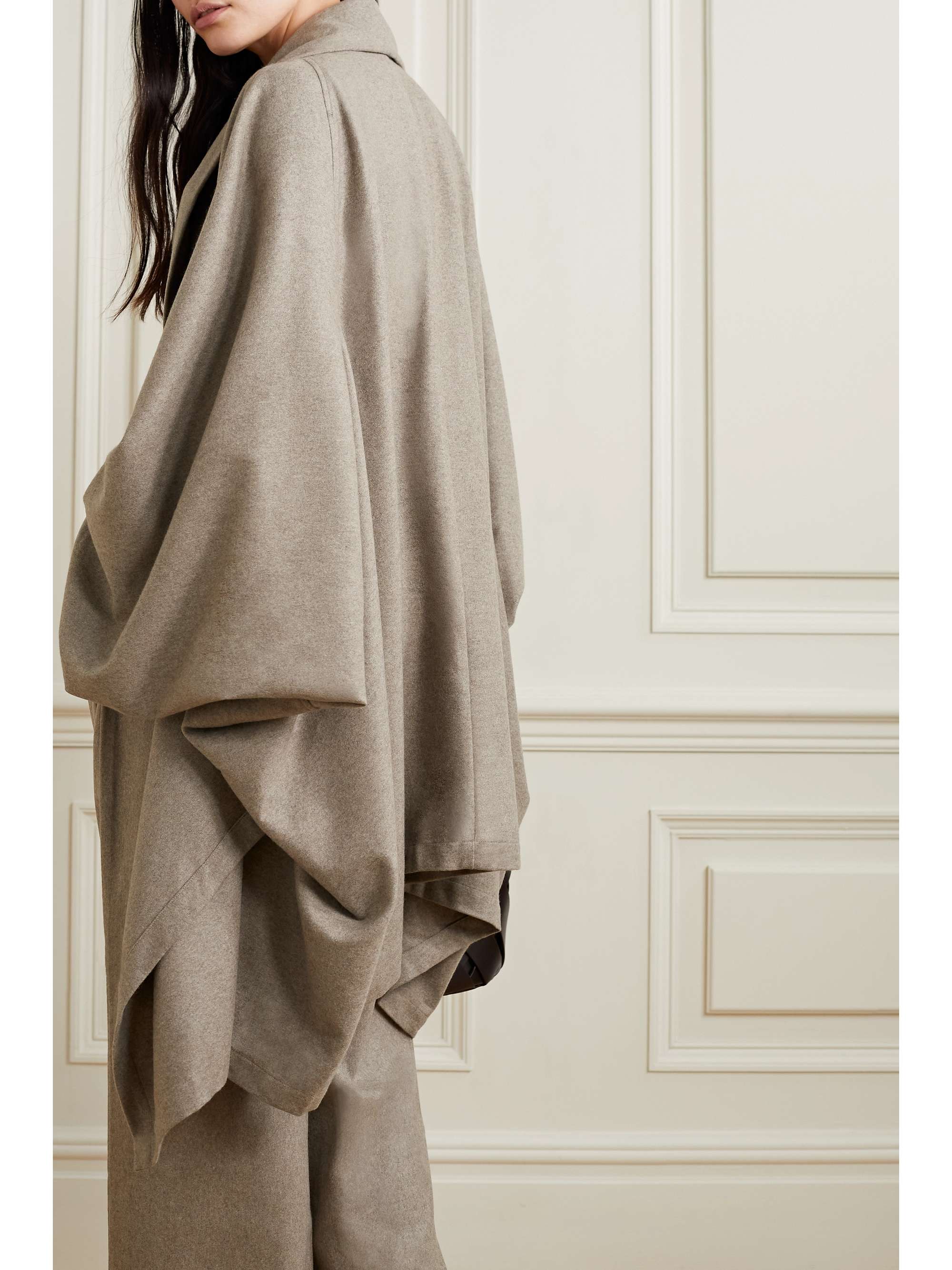 CO + NET SUSTAIN Natural World recycled cashmere coat