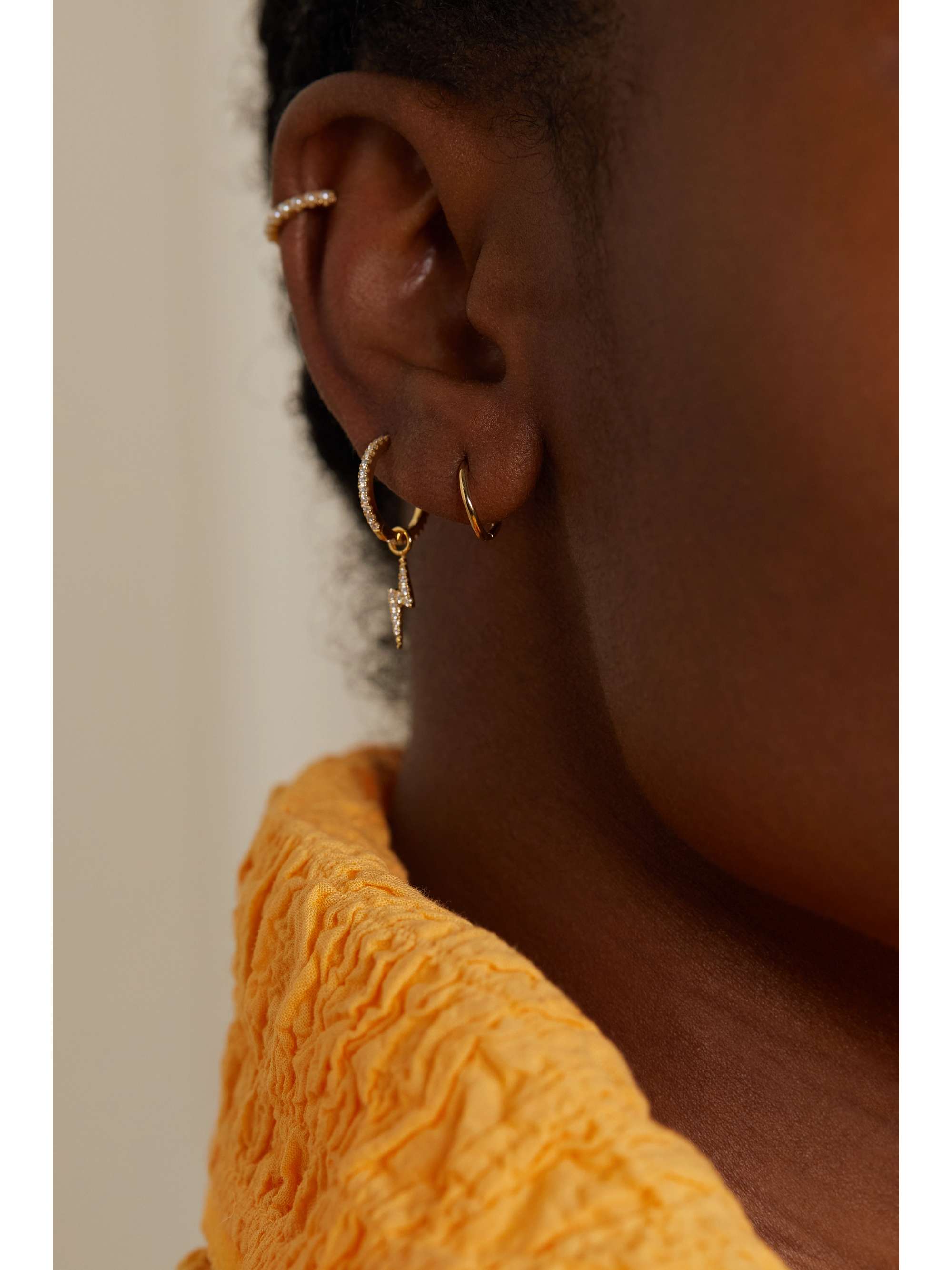 MARIA TASH 8mm 14-karat gold hoop earring