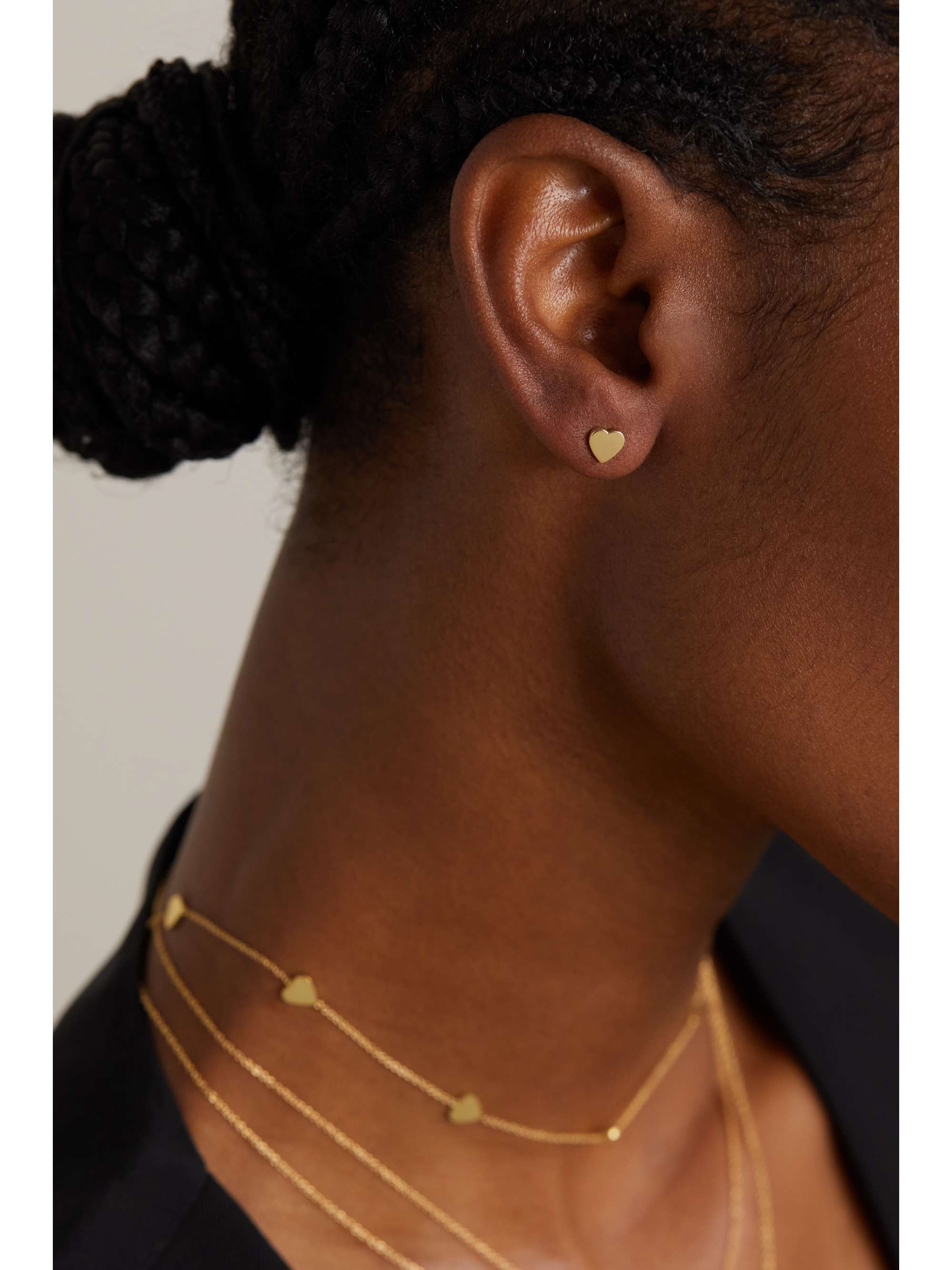 JENNIFER MEYER Heart 18-karat gold earrings