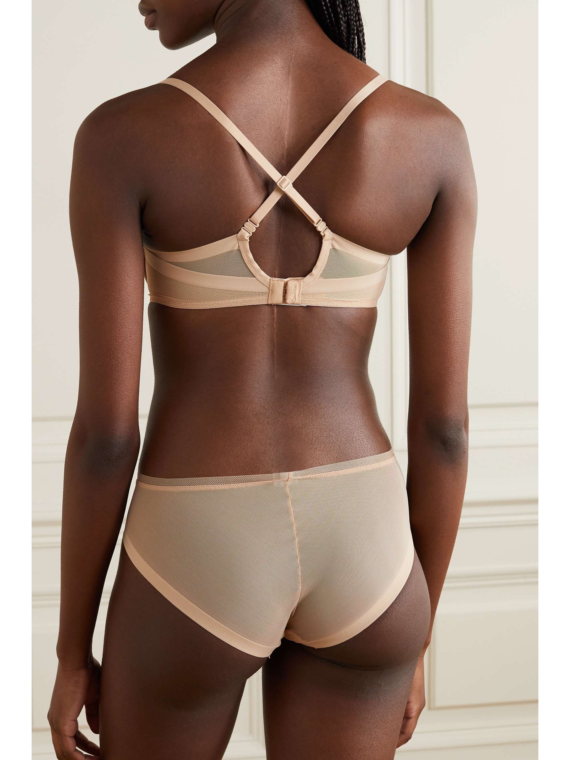 CALVIN KLEIN UNDERWEAR Sculpted Demi Lightly Lined Plunge Push-Up stretch-jersey and mesh underwired bra | NET-A-PORTER CALVIN KLEIN UNDERWEAR Sculpted Demi Lightly Lined Plunge Push-Up stretch-jersey and mesh underwired bra | NET-A-PORTER