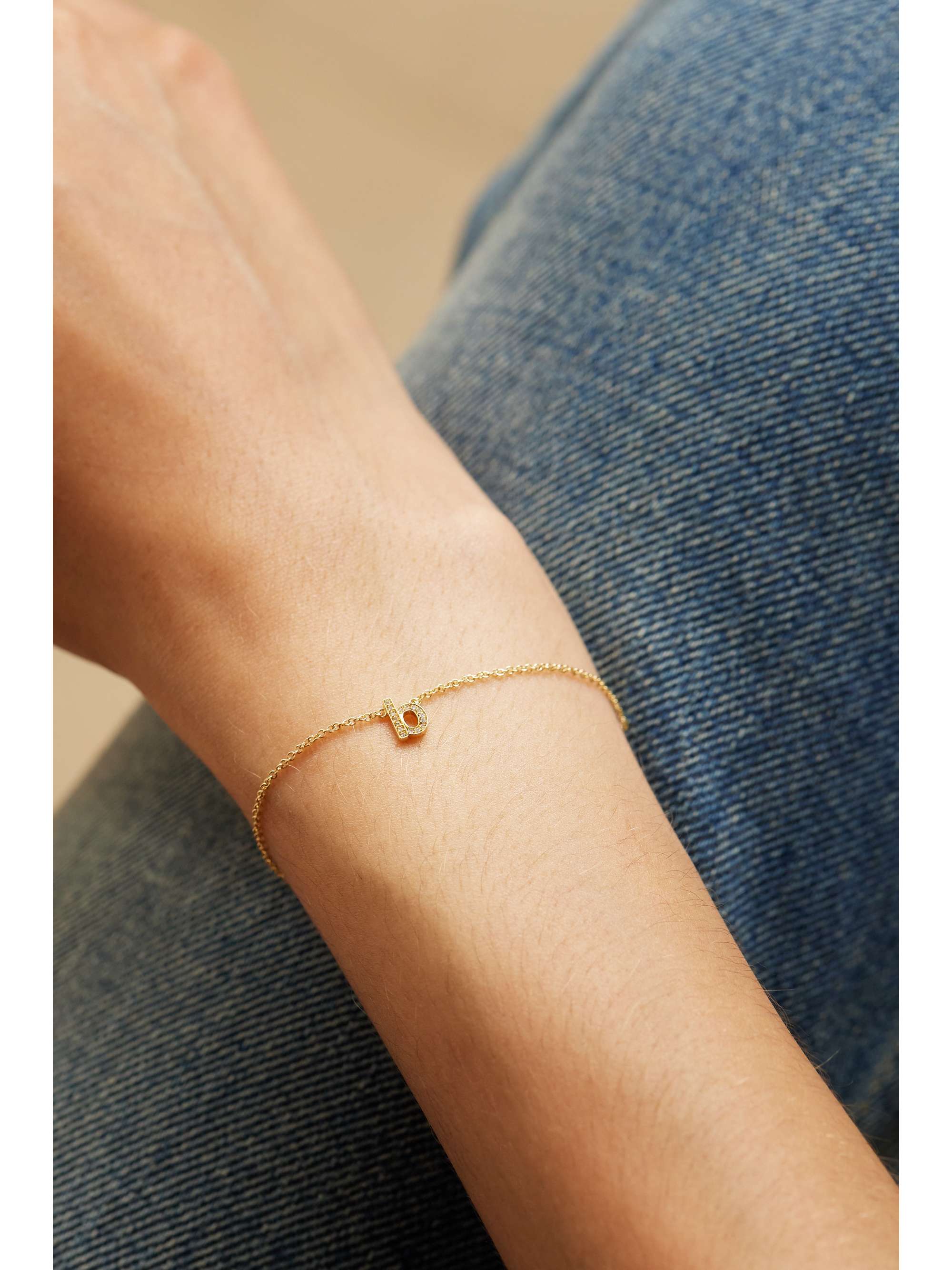JENNIFER MEYER Letter 18-karat gold diamond bracelet