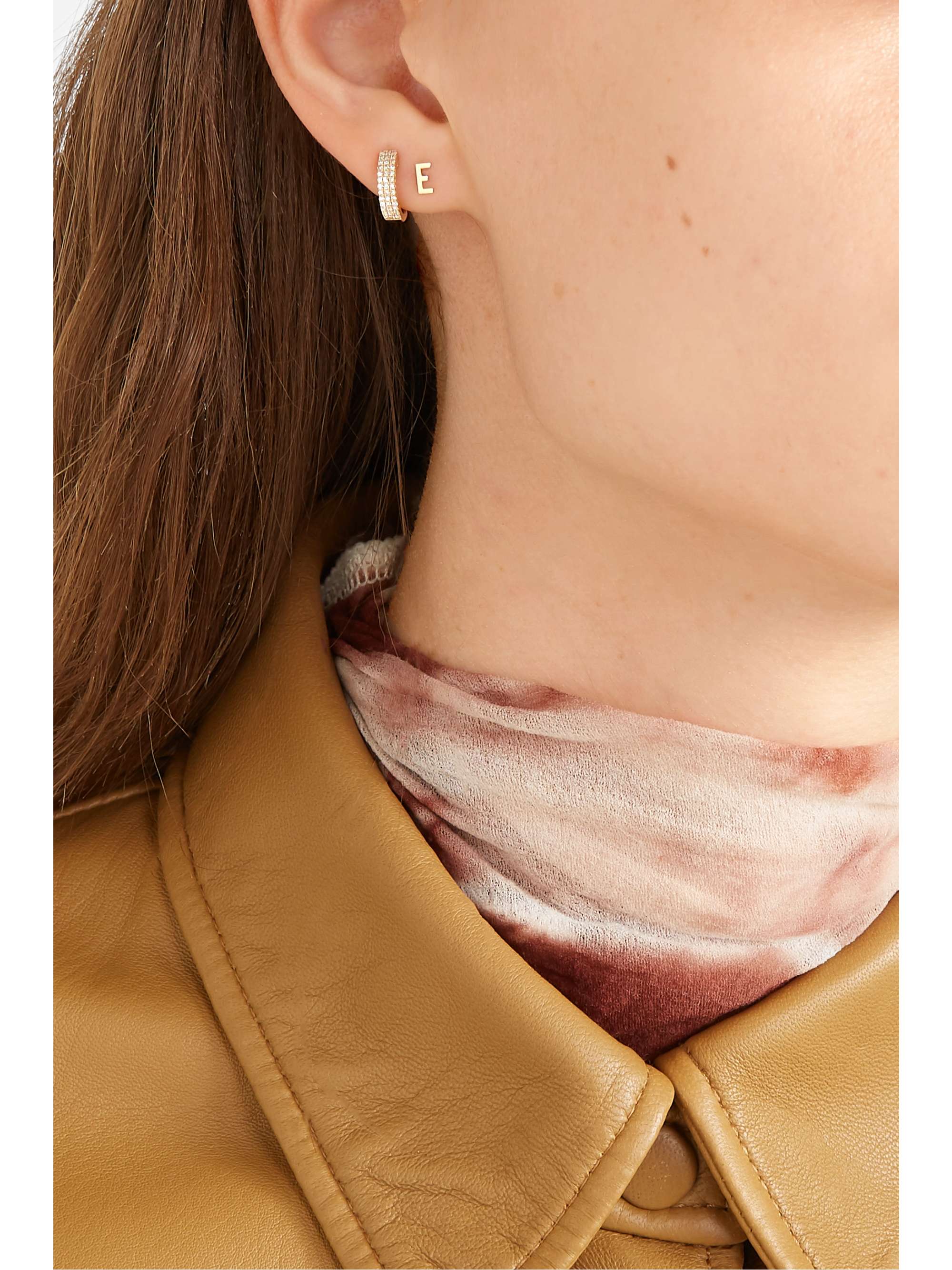STONE AND STRAND Alphabet 14-karat gold earring
