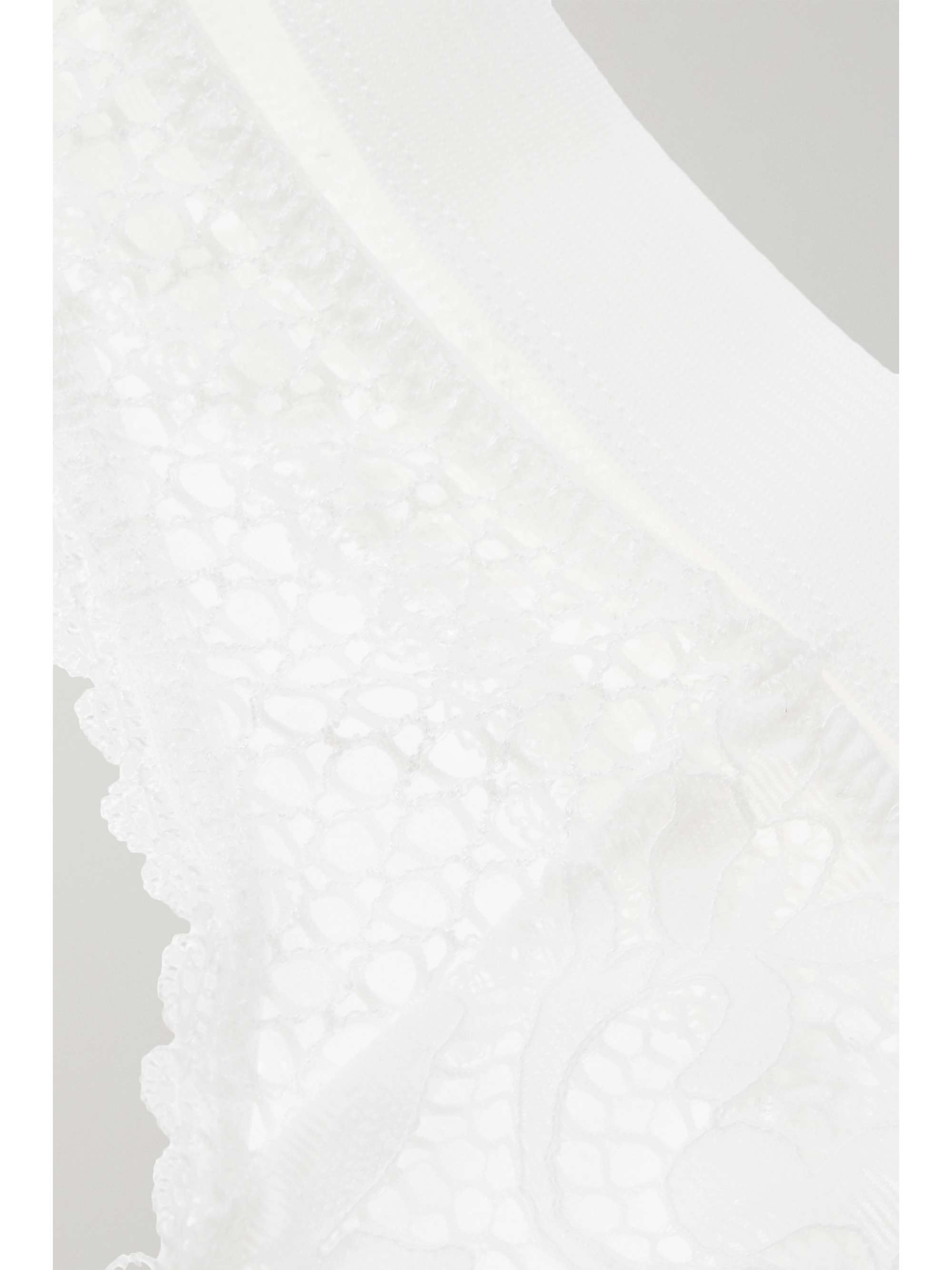 Double Scallop Leavers Lace Trim - Blush