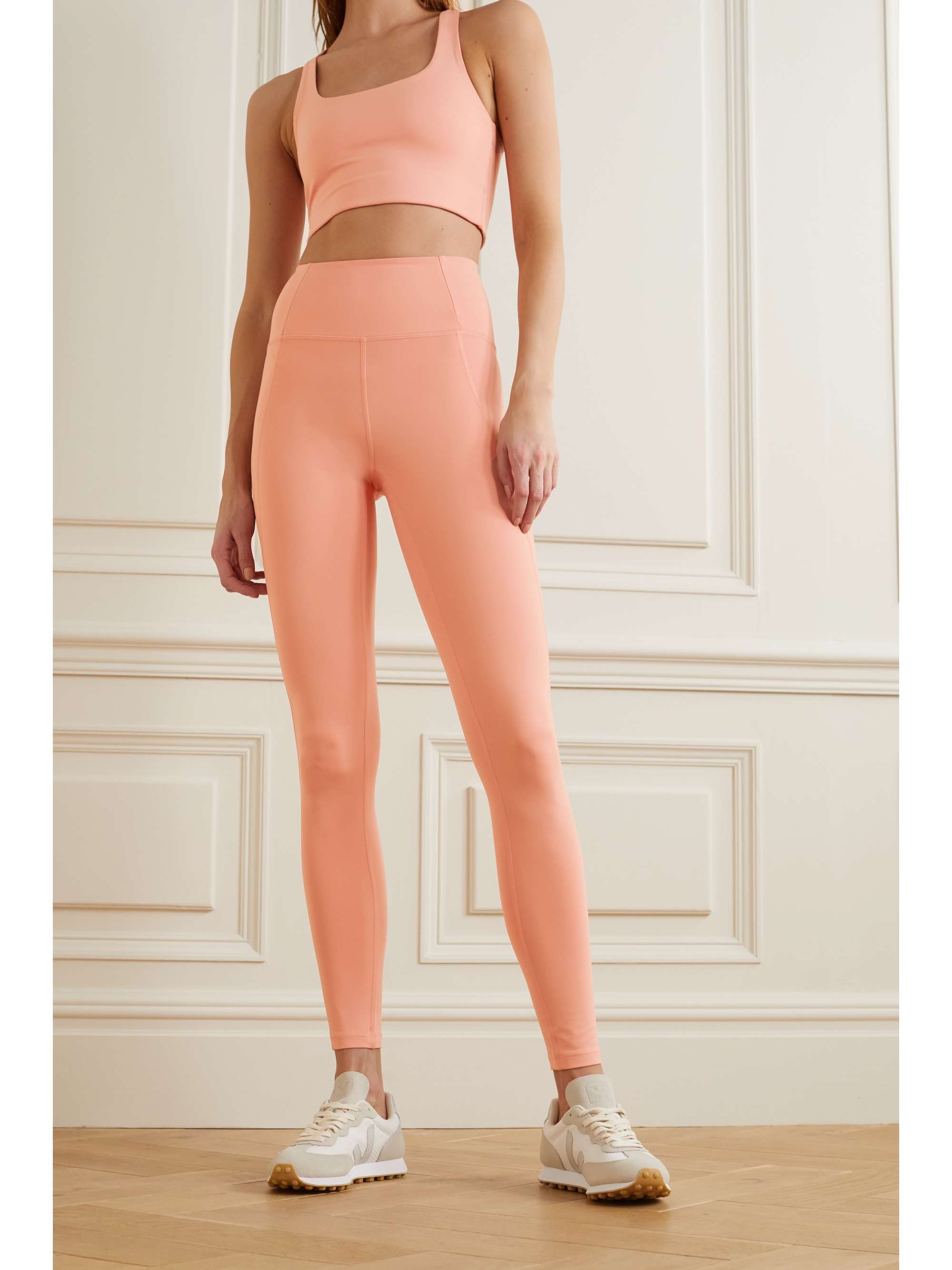 Pink Compressive stretch leggings 