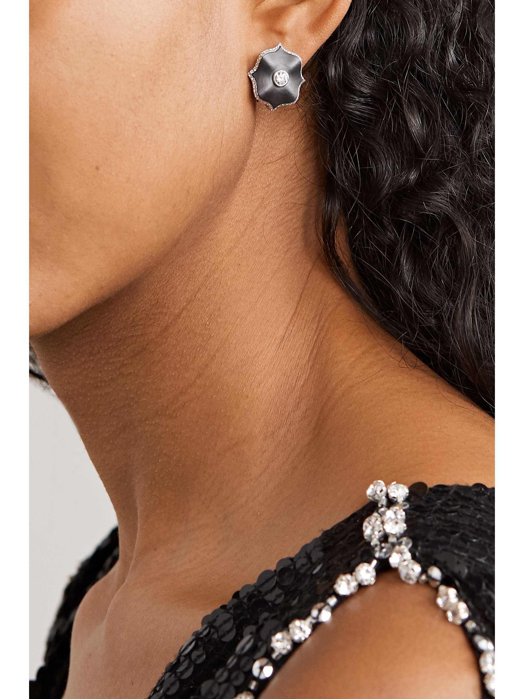 BAYCO Platinum, diamond and ceramic earrings
