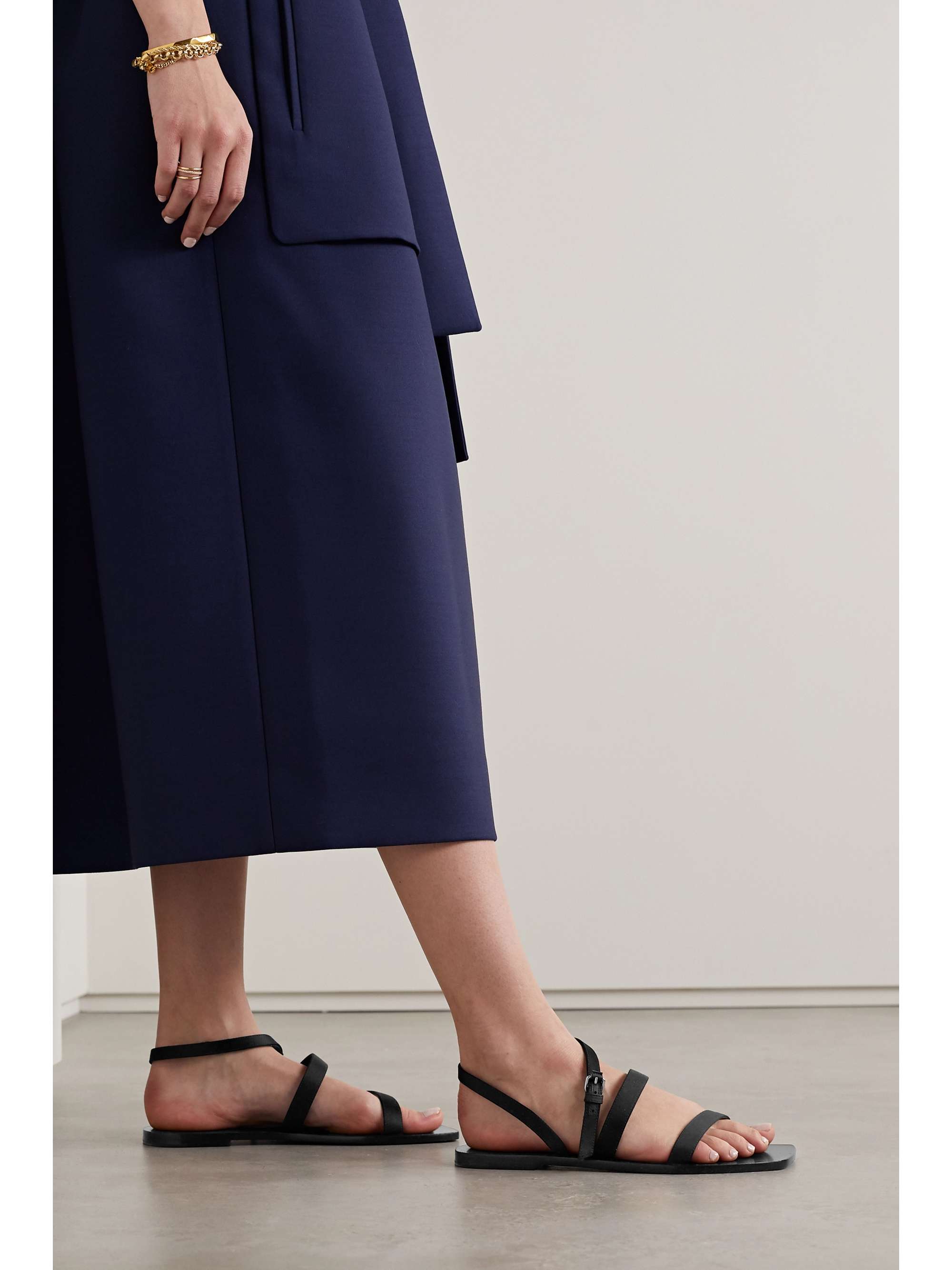 louboutin fossiliza