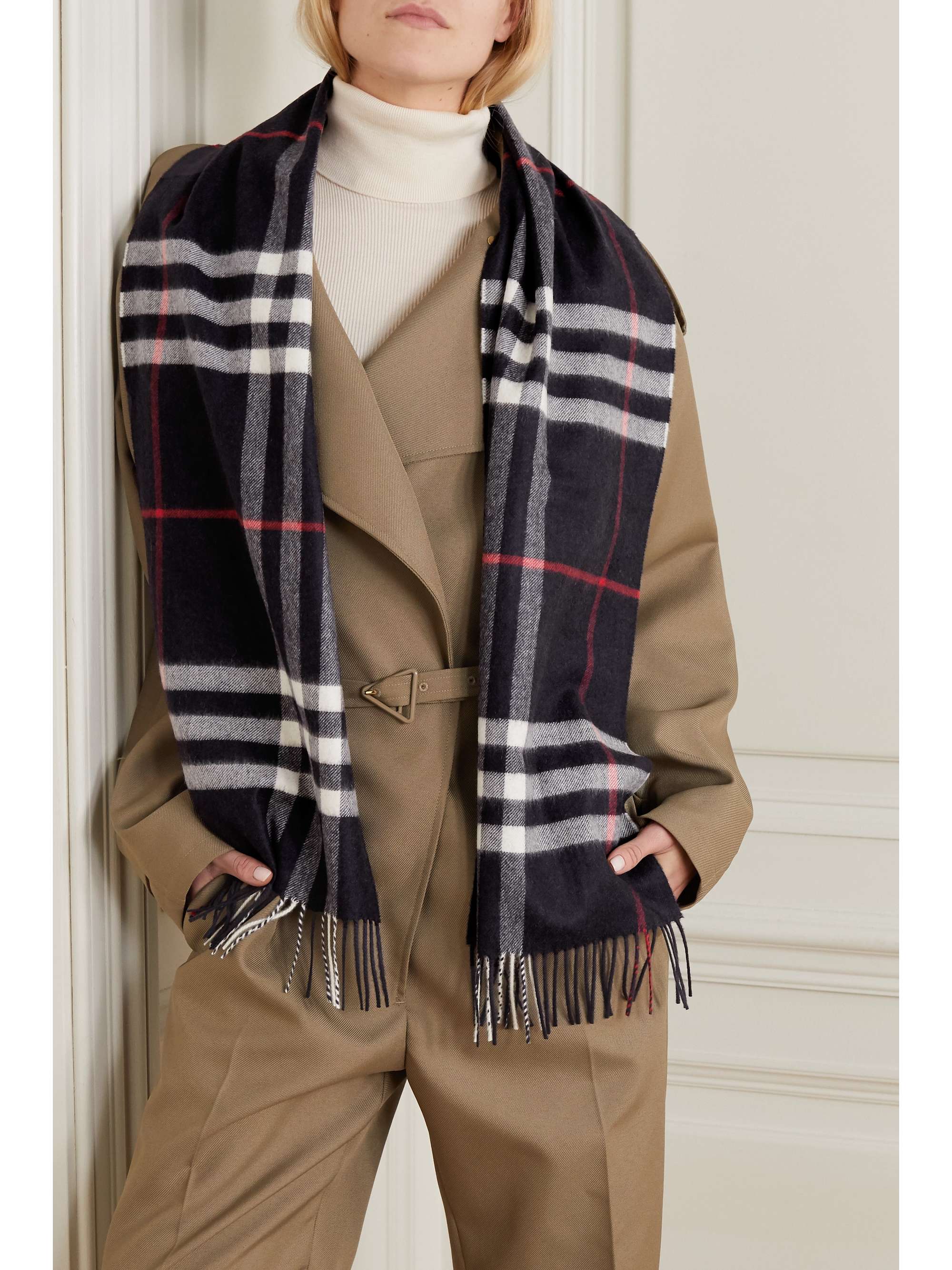 Tarmfunktion snesevis modul BURBERRY + NET SUSTAIN fringed checked cashmere scarf | NET-A-PORTER