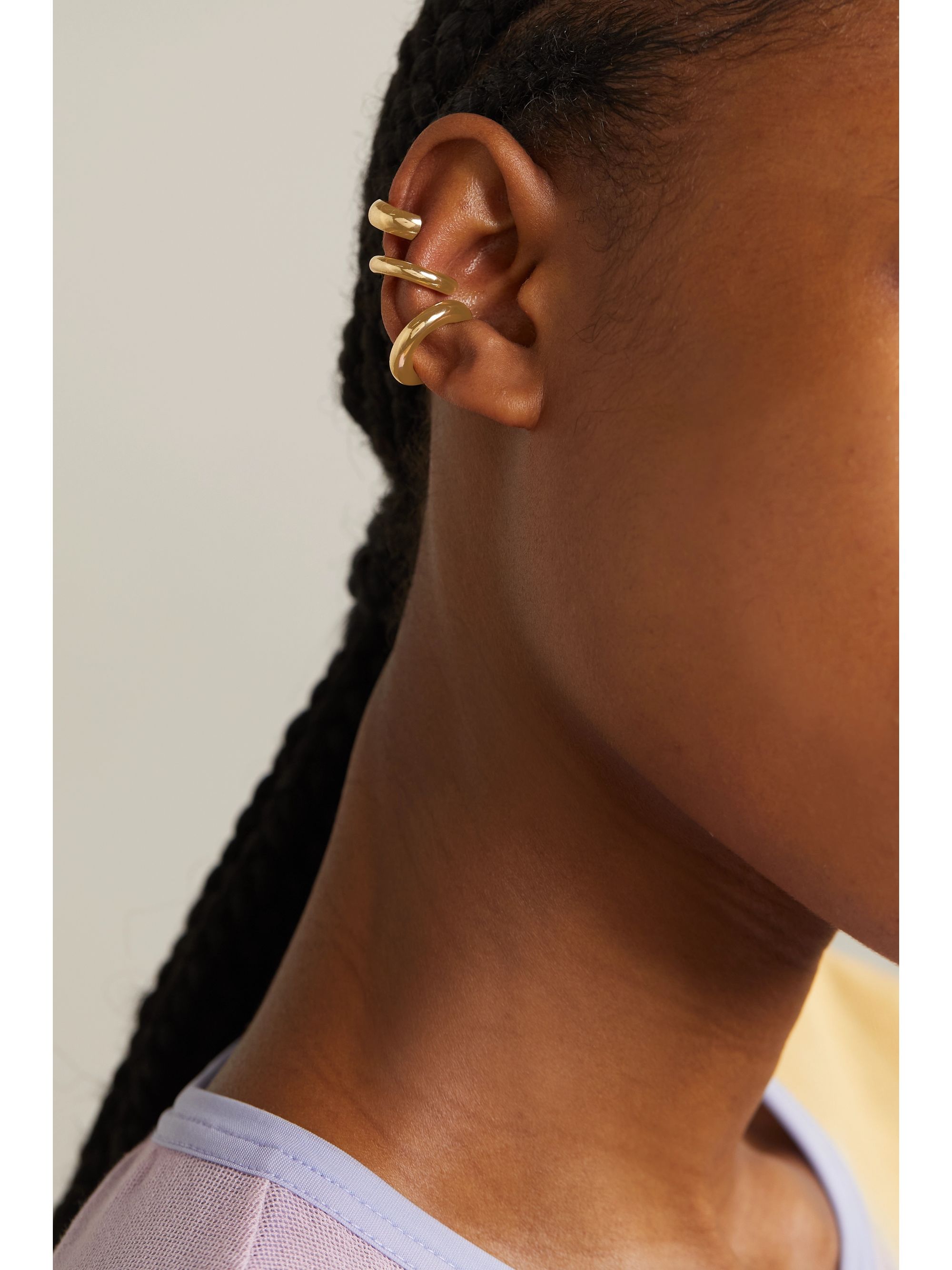 Jennifer Fisher Ear Cuff 2024 www.epicamlv