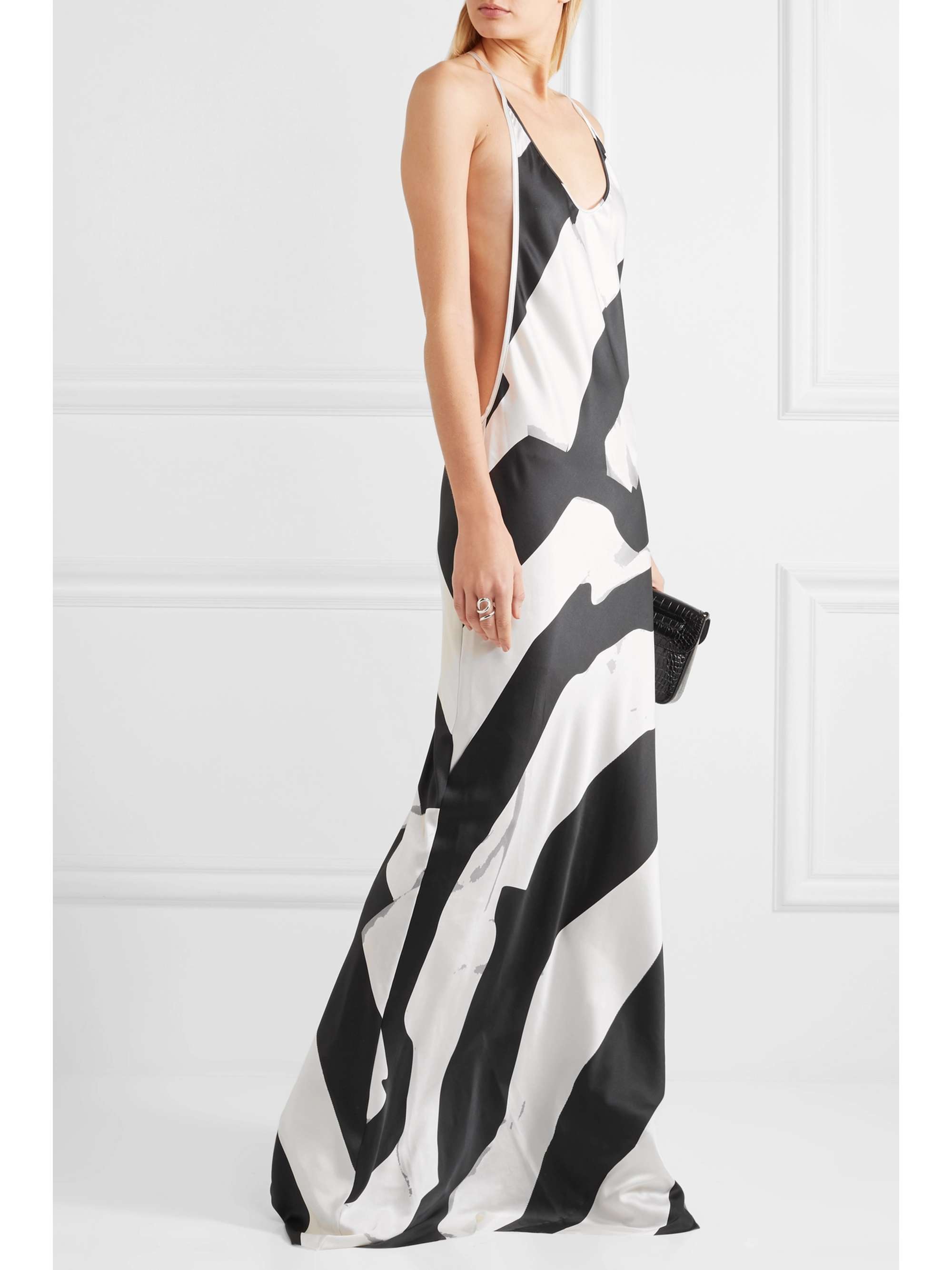 FASHION FORMS Le Lusion selfadhesive cups NETAPORTER