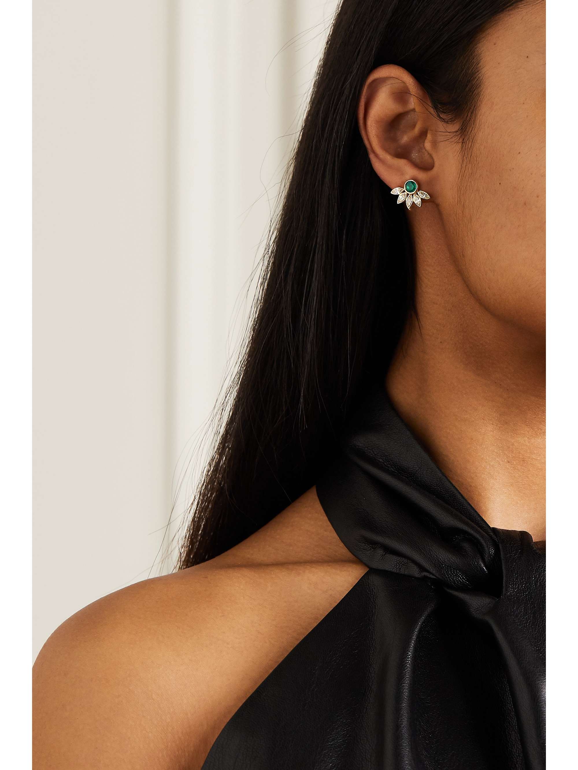 ILEANA MAKRI Grass Sunflower 18-karat gold, emerald and diamond earrings