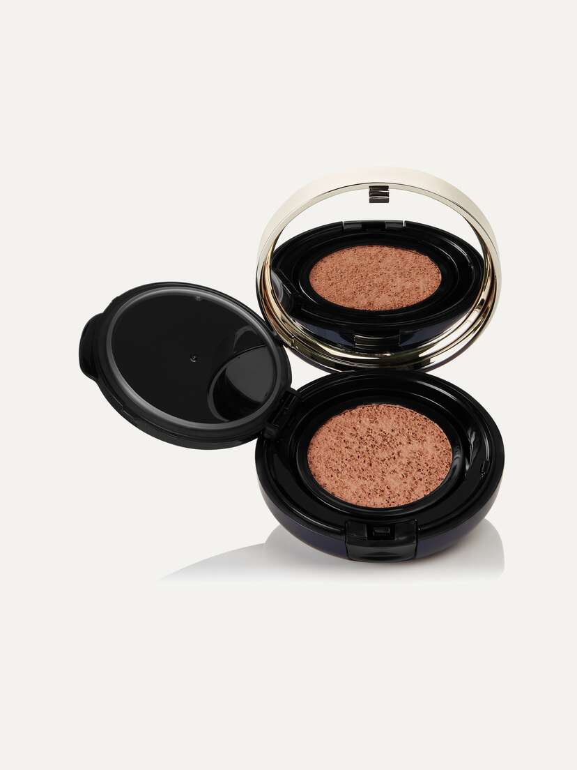 CLÉ DE PEAU BEAUTÉ Radiant Cushion Foundation - Light Beige B20