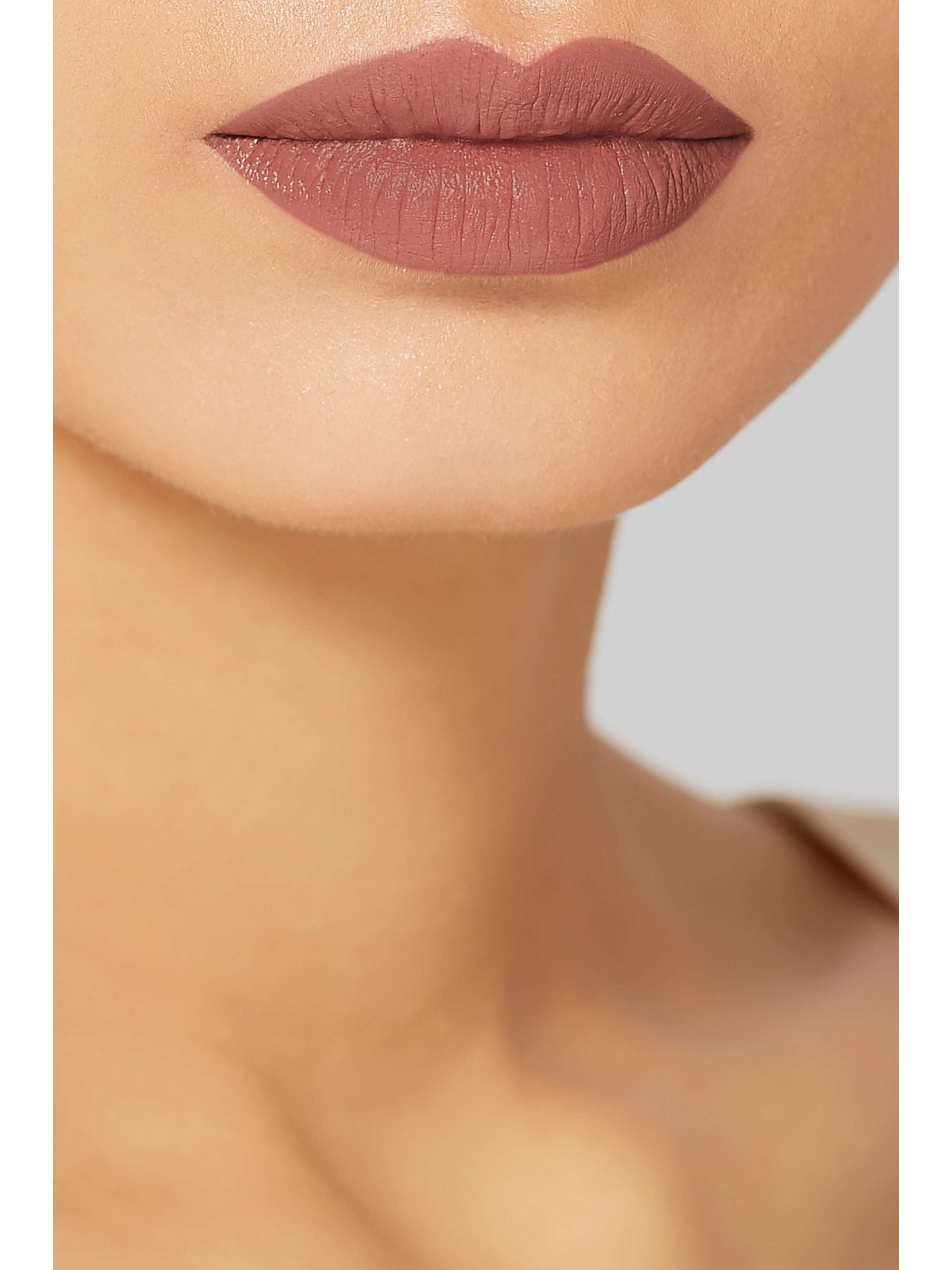 CHARLOTTE TILBURY Matte Revolution Lipstick - Pillow Talk