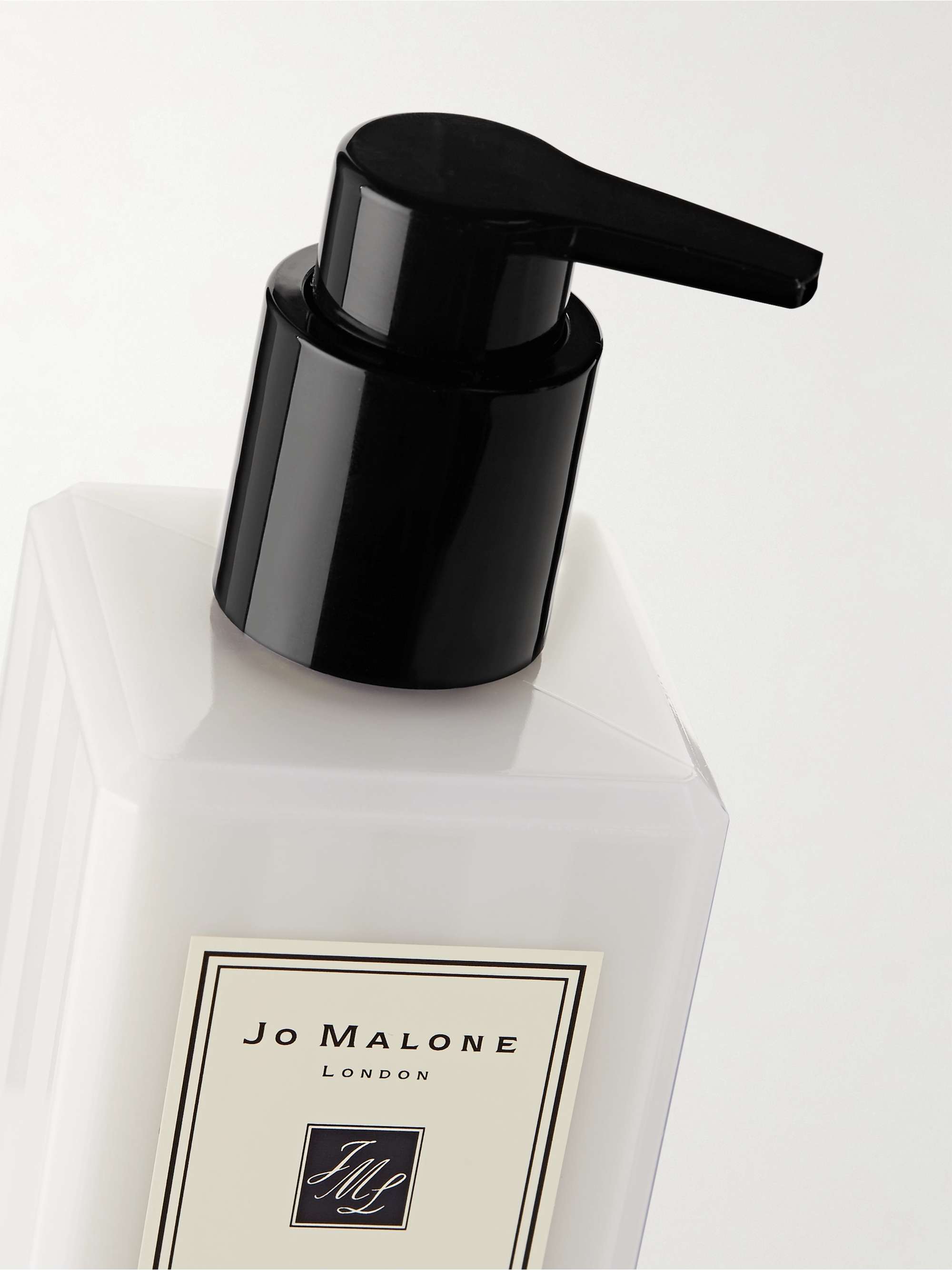 JO MALONE Pomegranate Noir Body & Hand Lotion, 250ml NETAPORTER