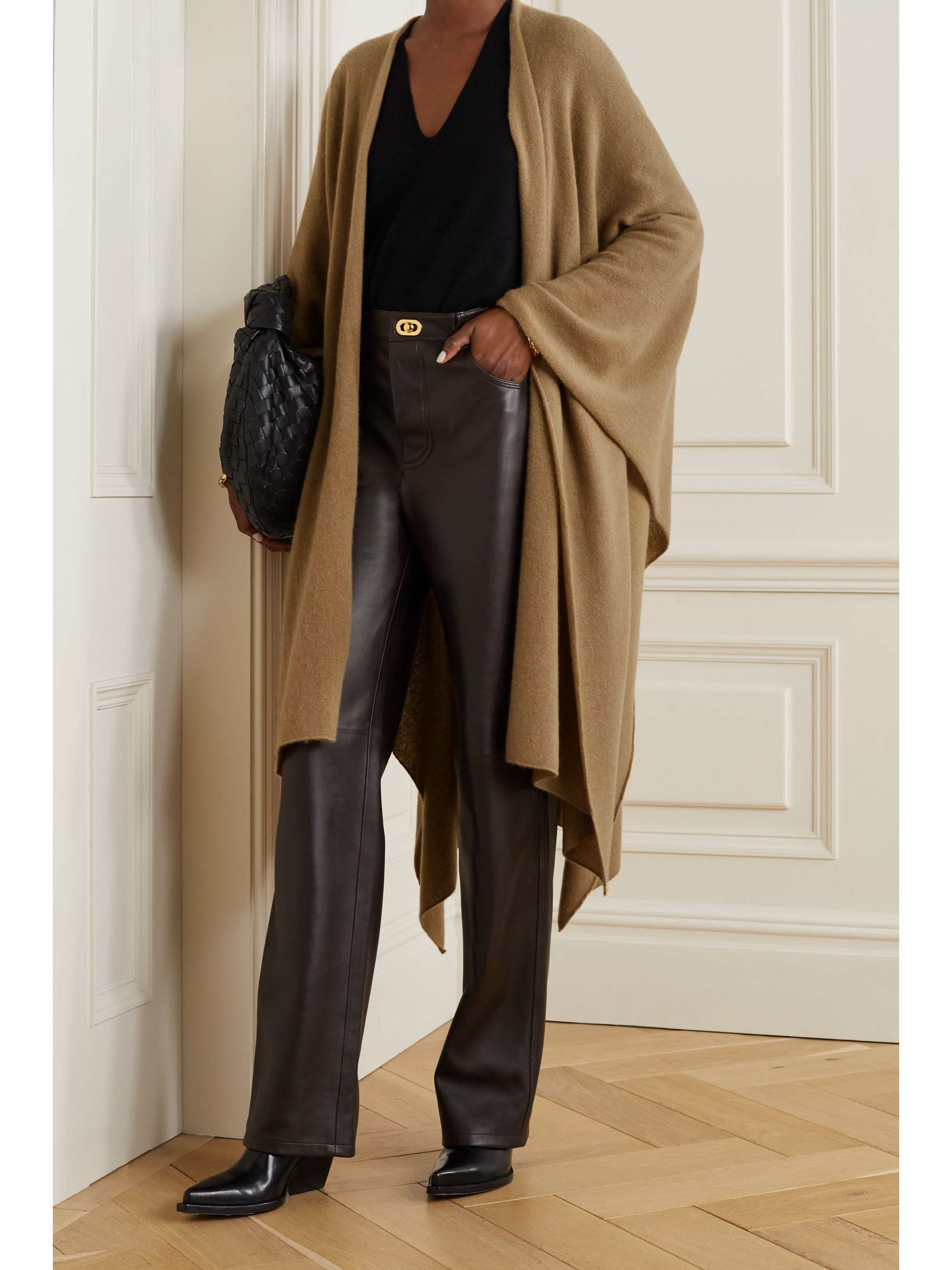MADELEINE THOMPSON Cashmere wrap
