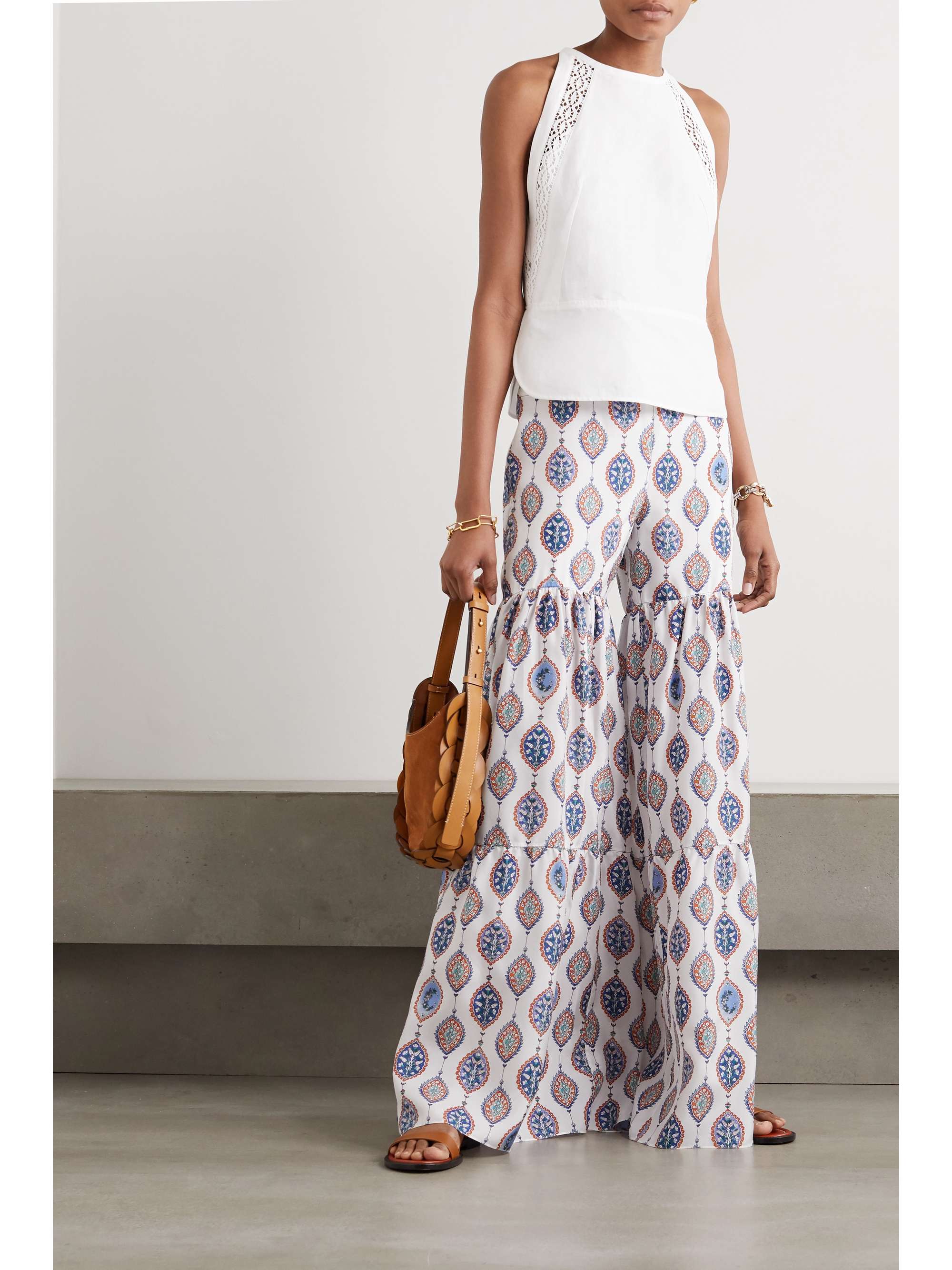 CHLOÉ Tiered printed silk-habotai flared pants