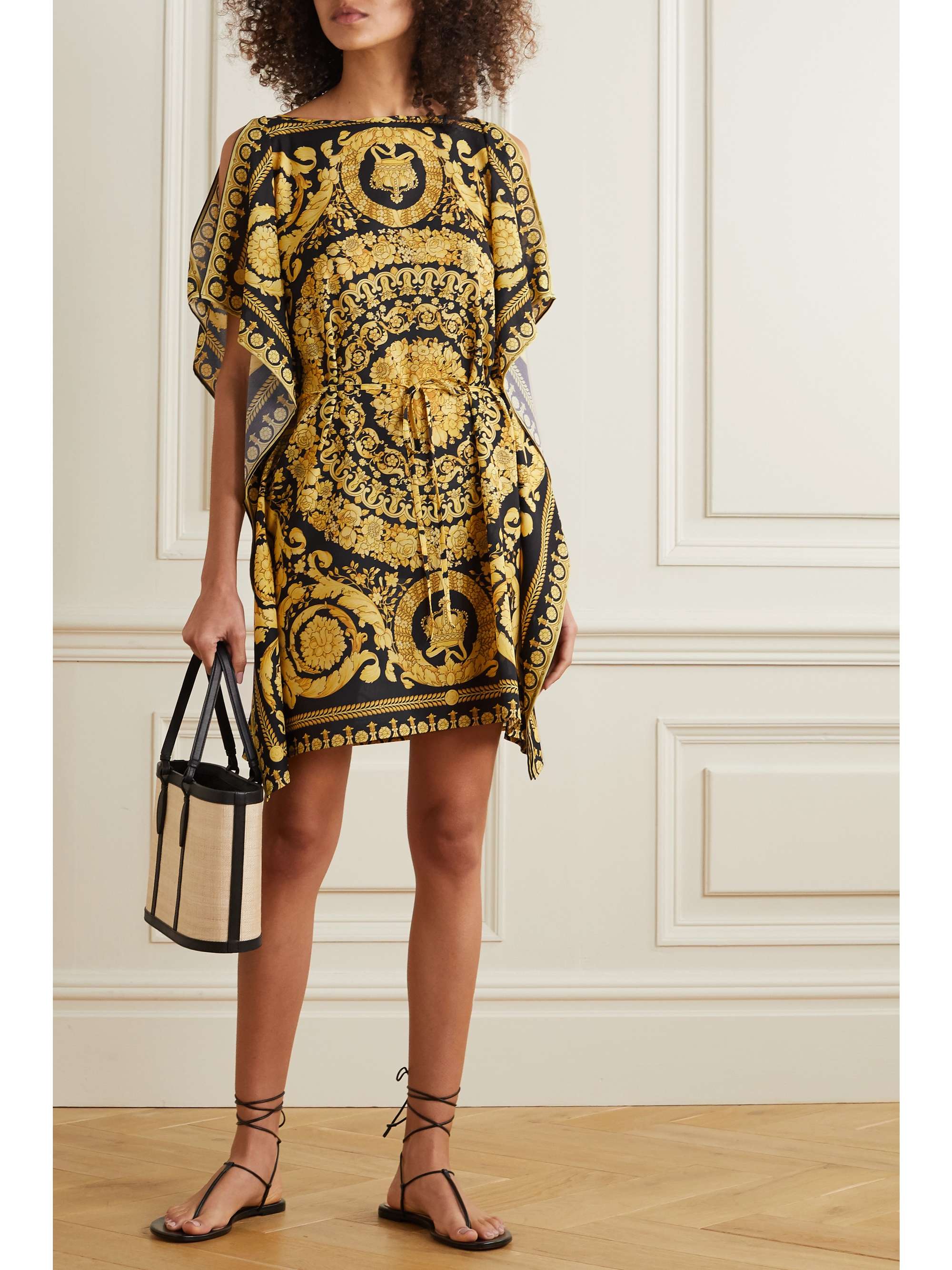 versace caftan
