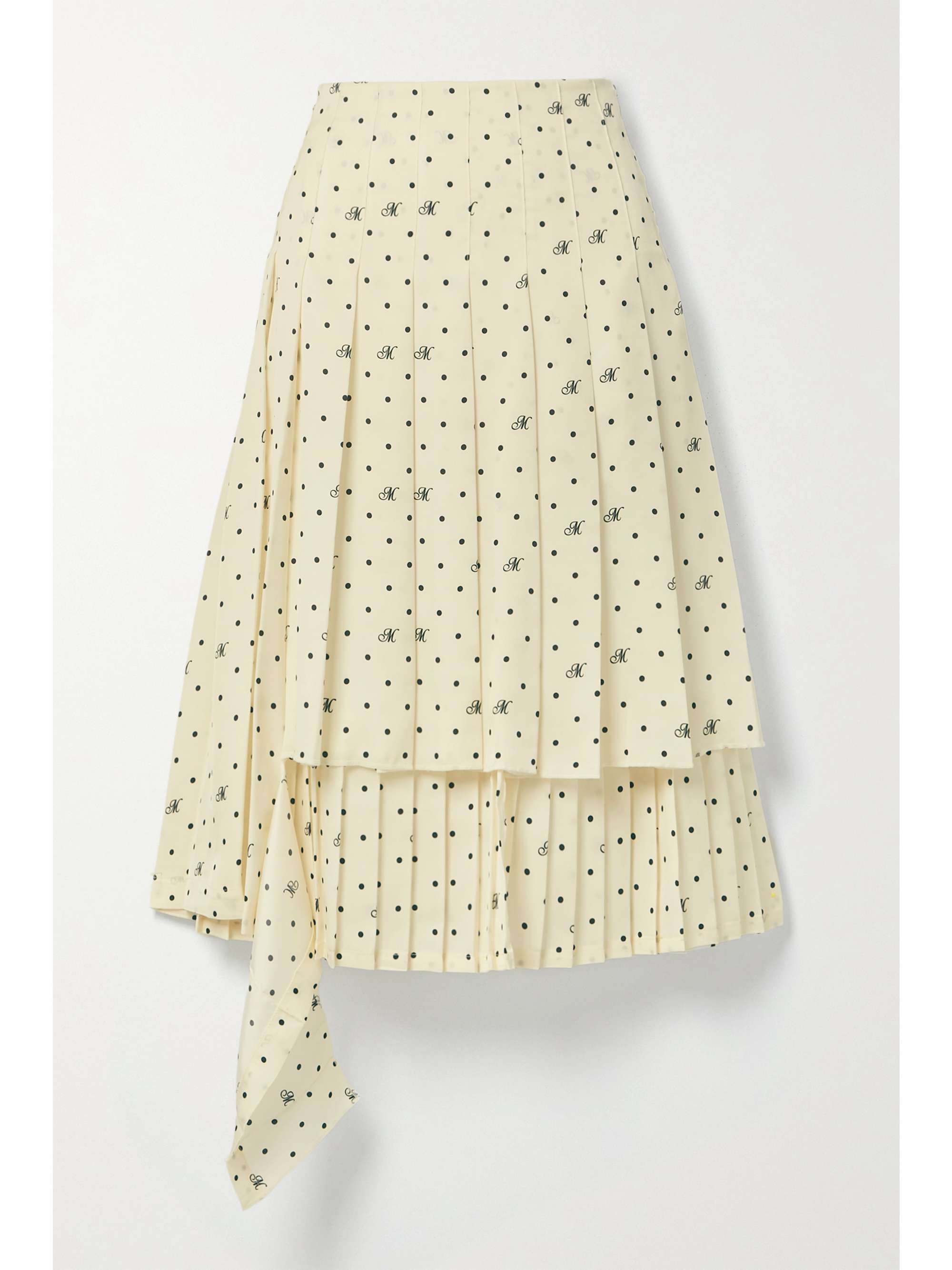 a skirt polka dot