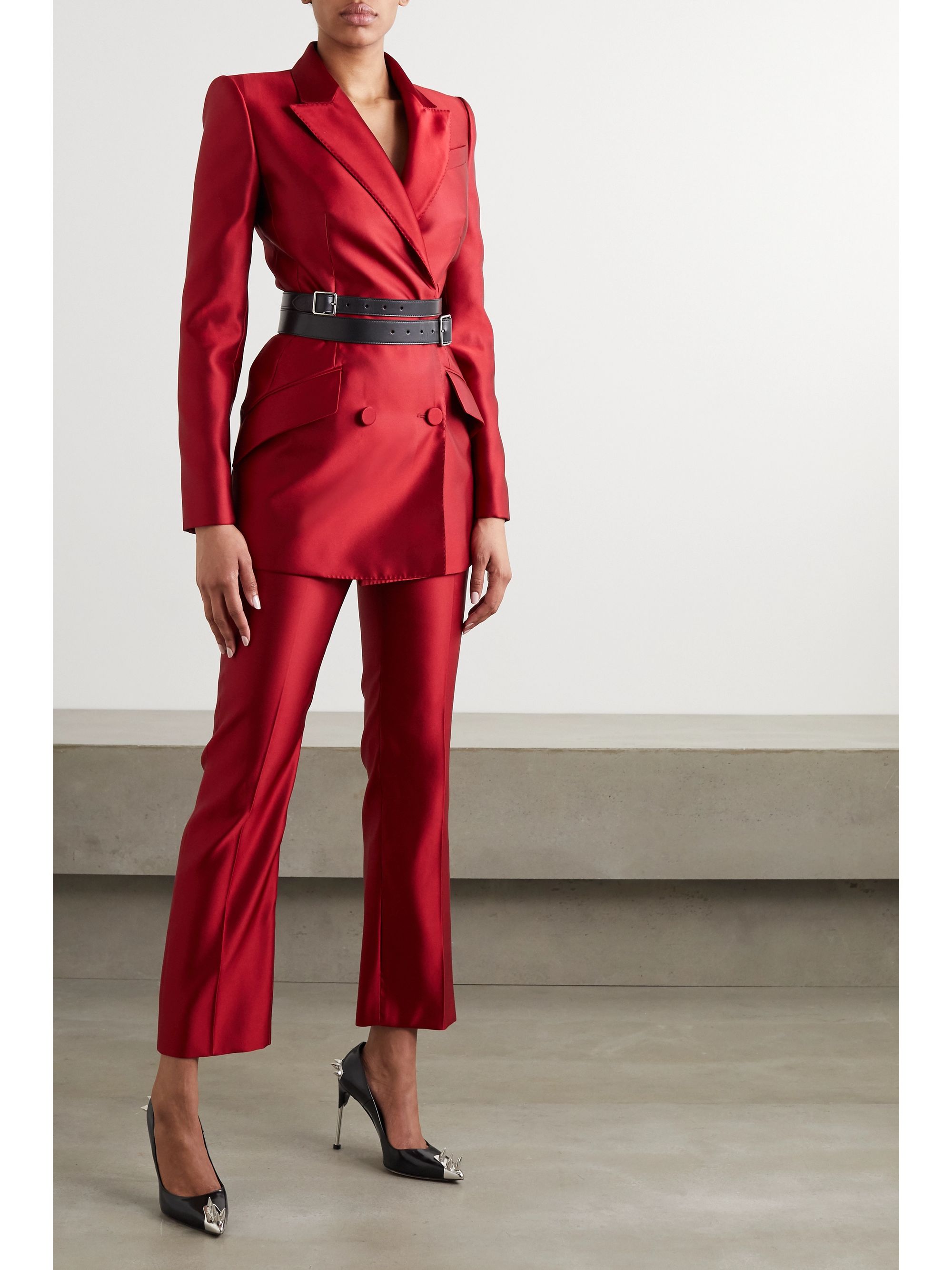 Alexander Mcqueen Red Suit 2025
