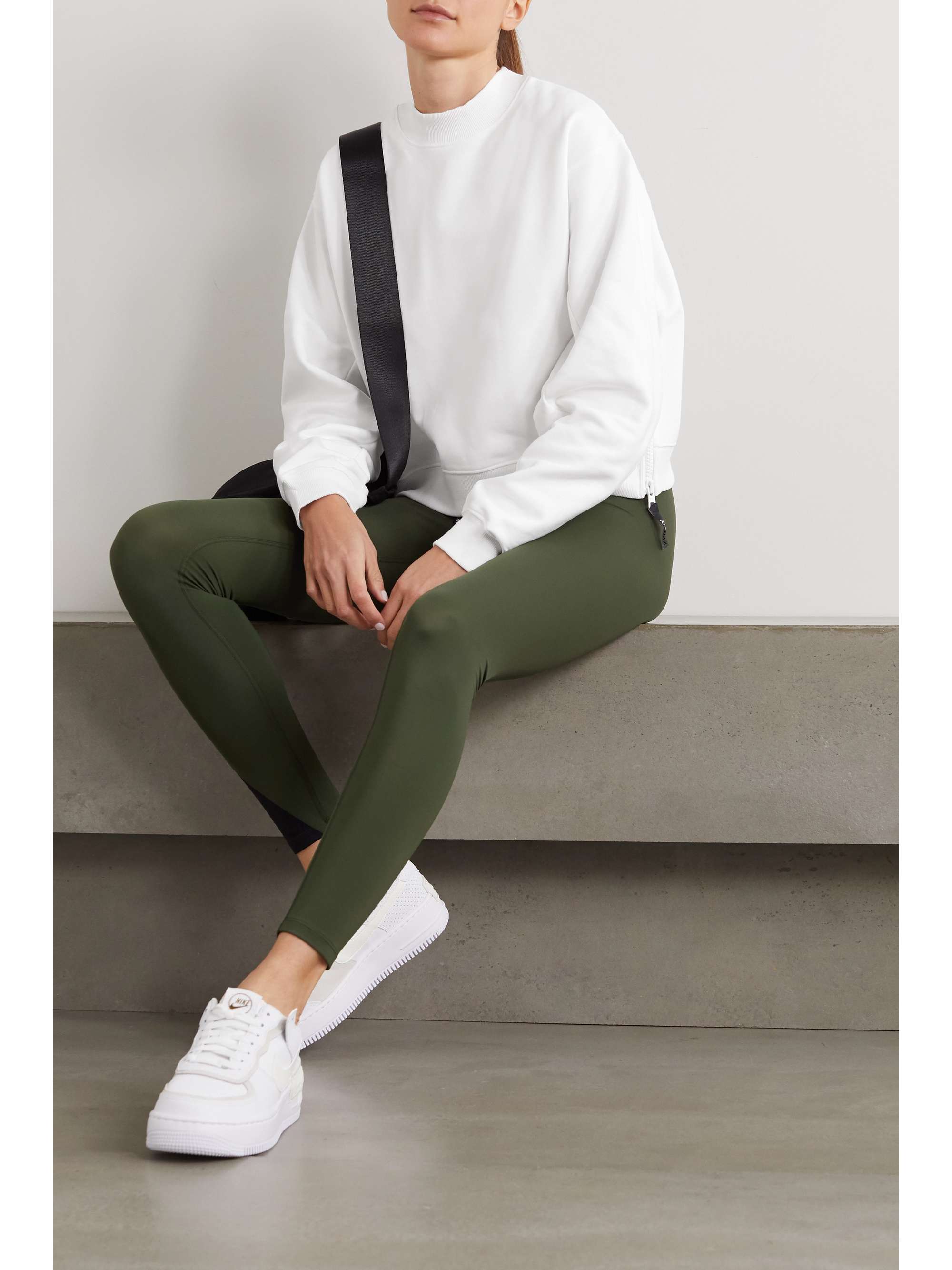 AARMY trang phục basic