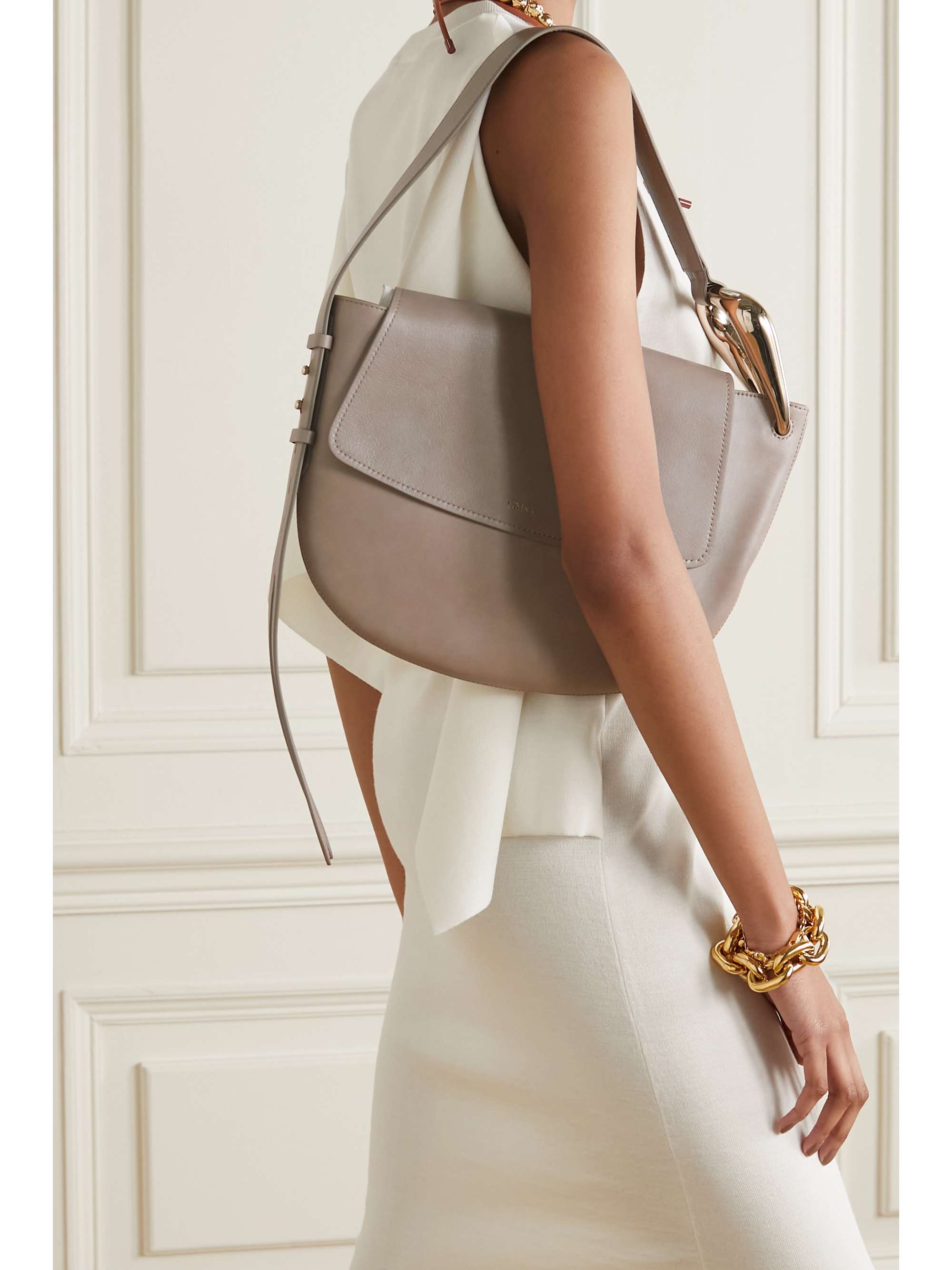 small leather shoulder bag