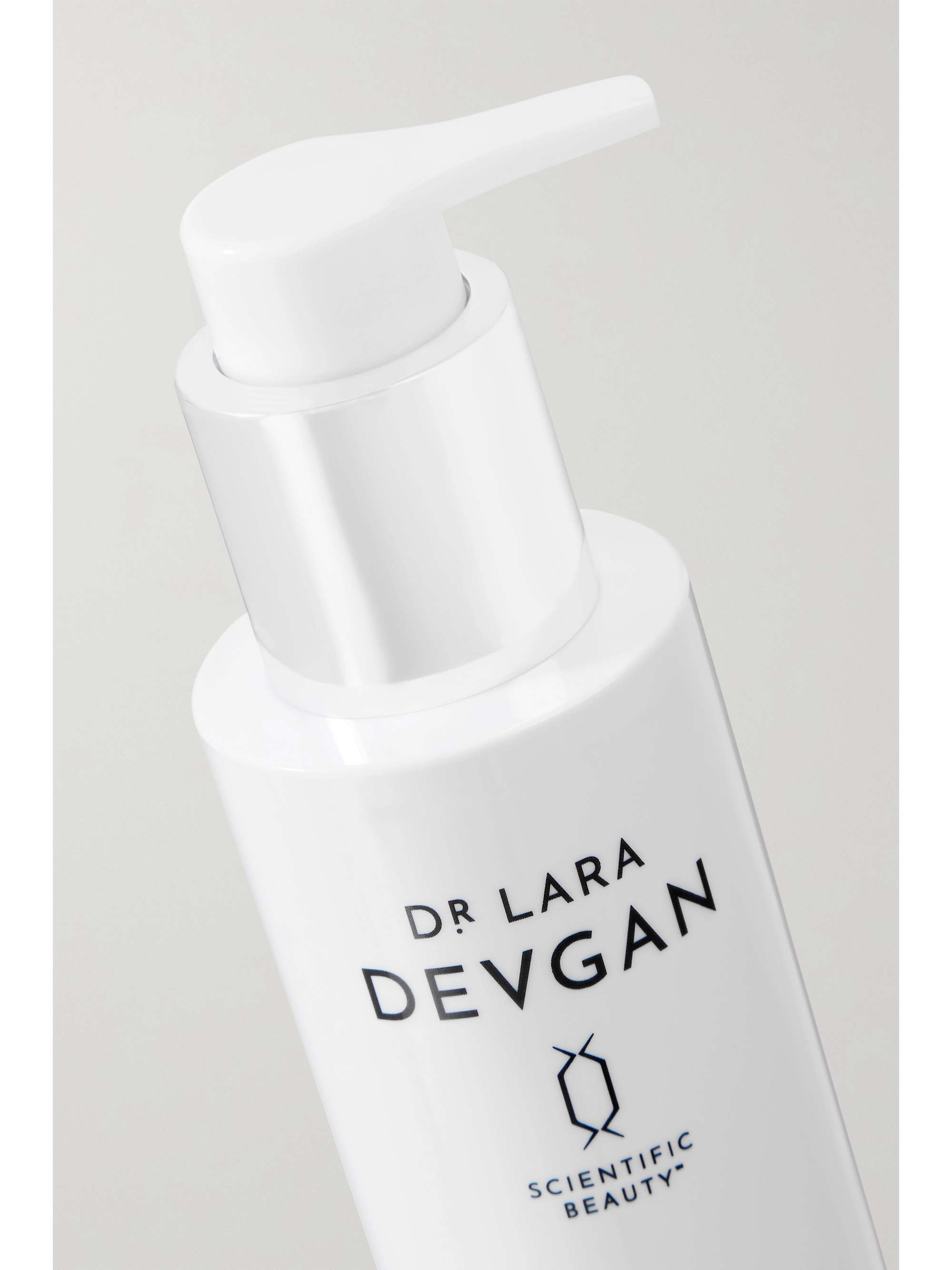 DR LARA DEVGAN Advanced Revitalizing Cleanser, 200ml NETAPORTER