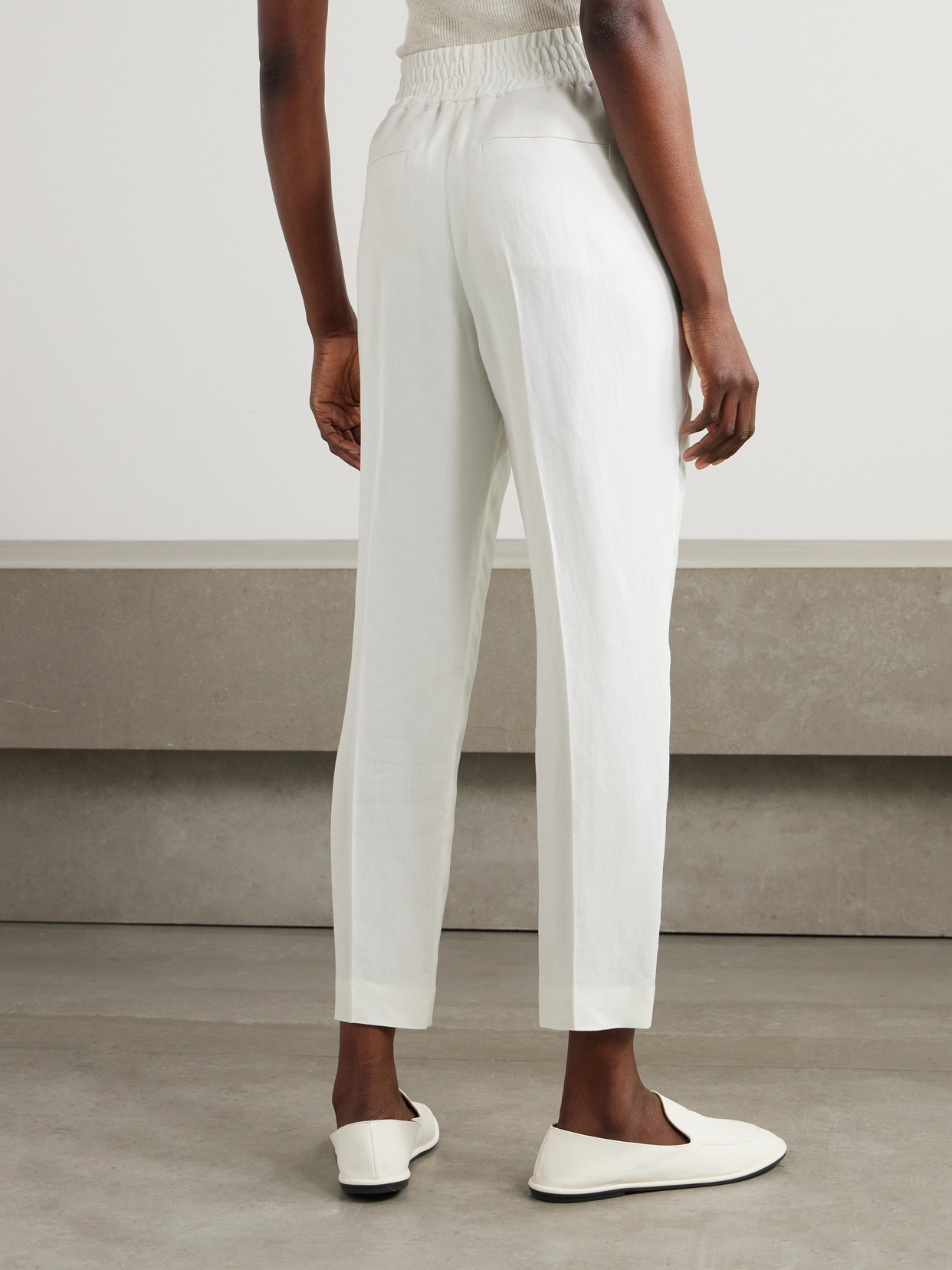 Shop Brunello Cucinelli Cropped Woven Tapered Pants In Off-white