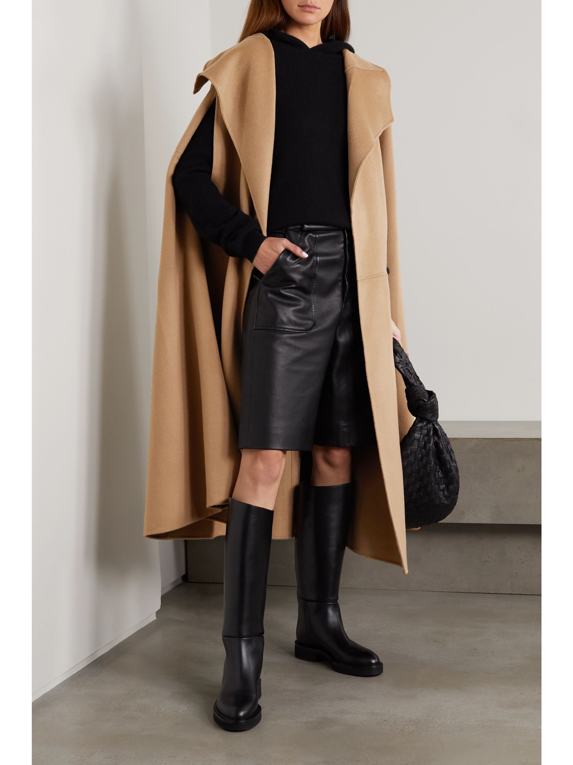 TOTÊME Signature wool and cashmere-blend cape