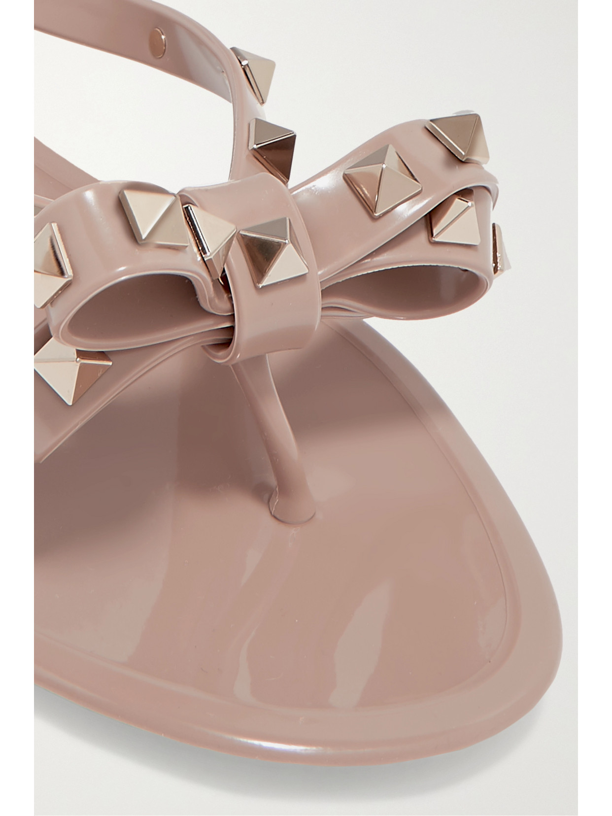 Valentino Garavani Summer Rockstud Thong Sandals In Pink